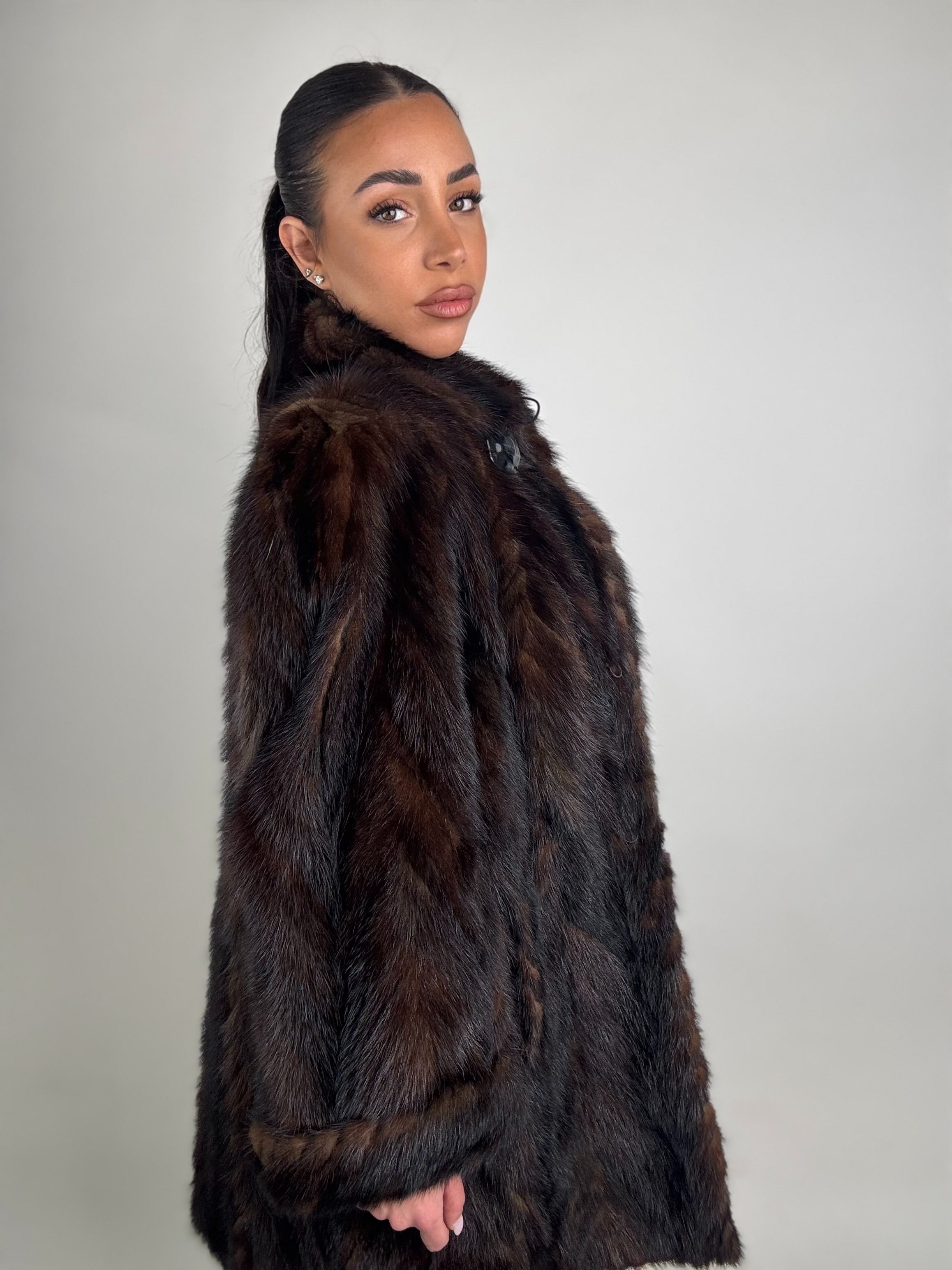 Cappotto in visone N467