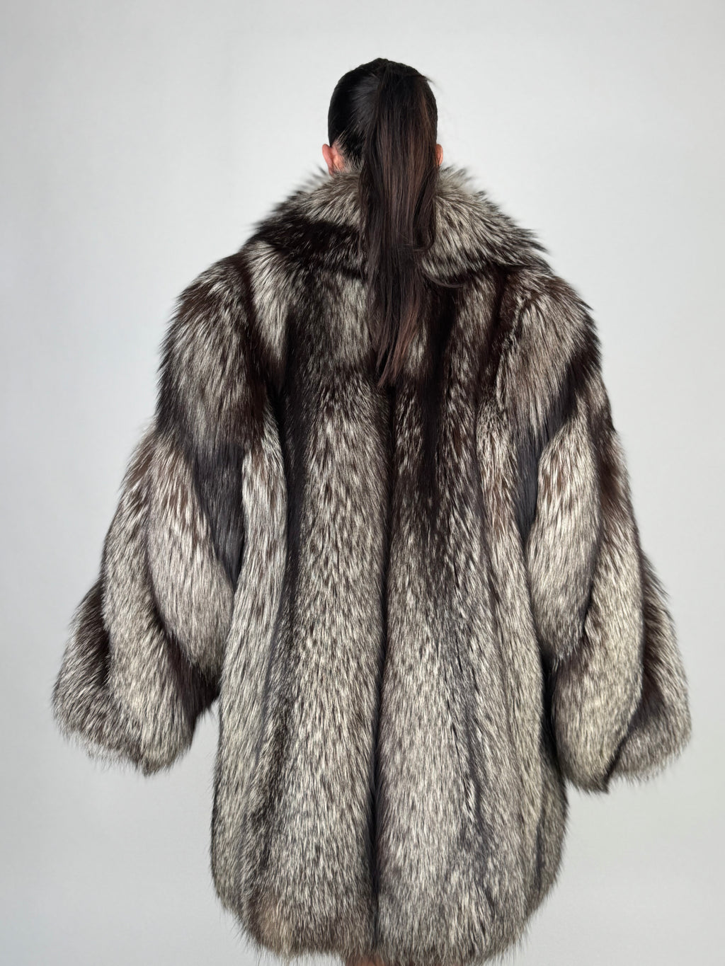 Cappotto in volpe argentata N35