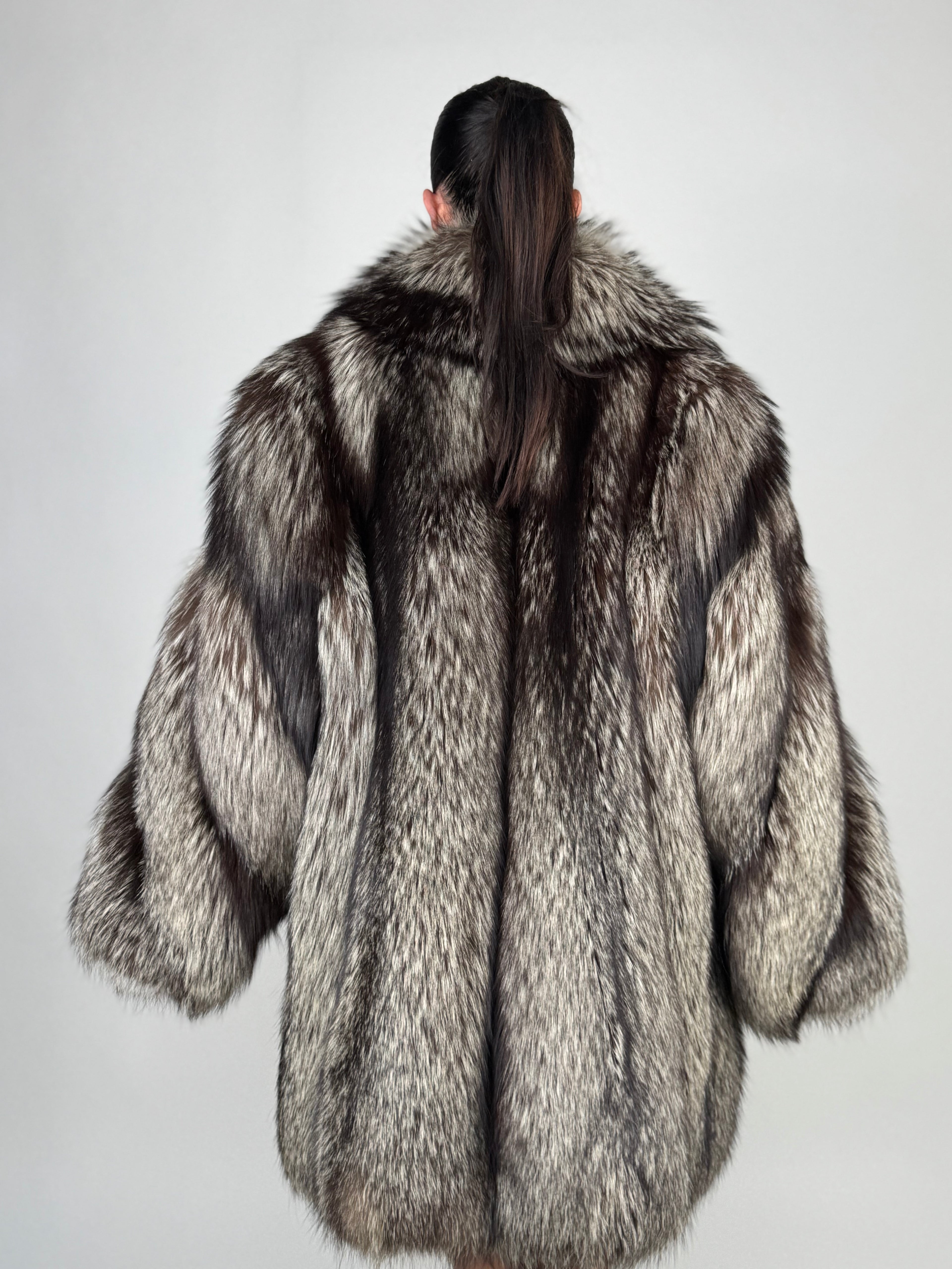 Cappotto in volpe argentata N35