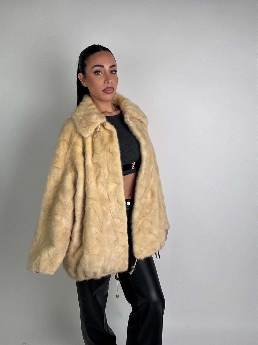 Cappotto in visone N546