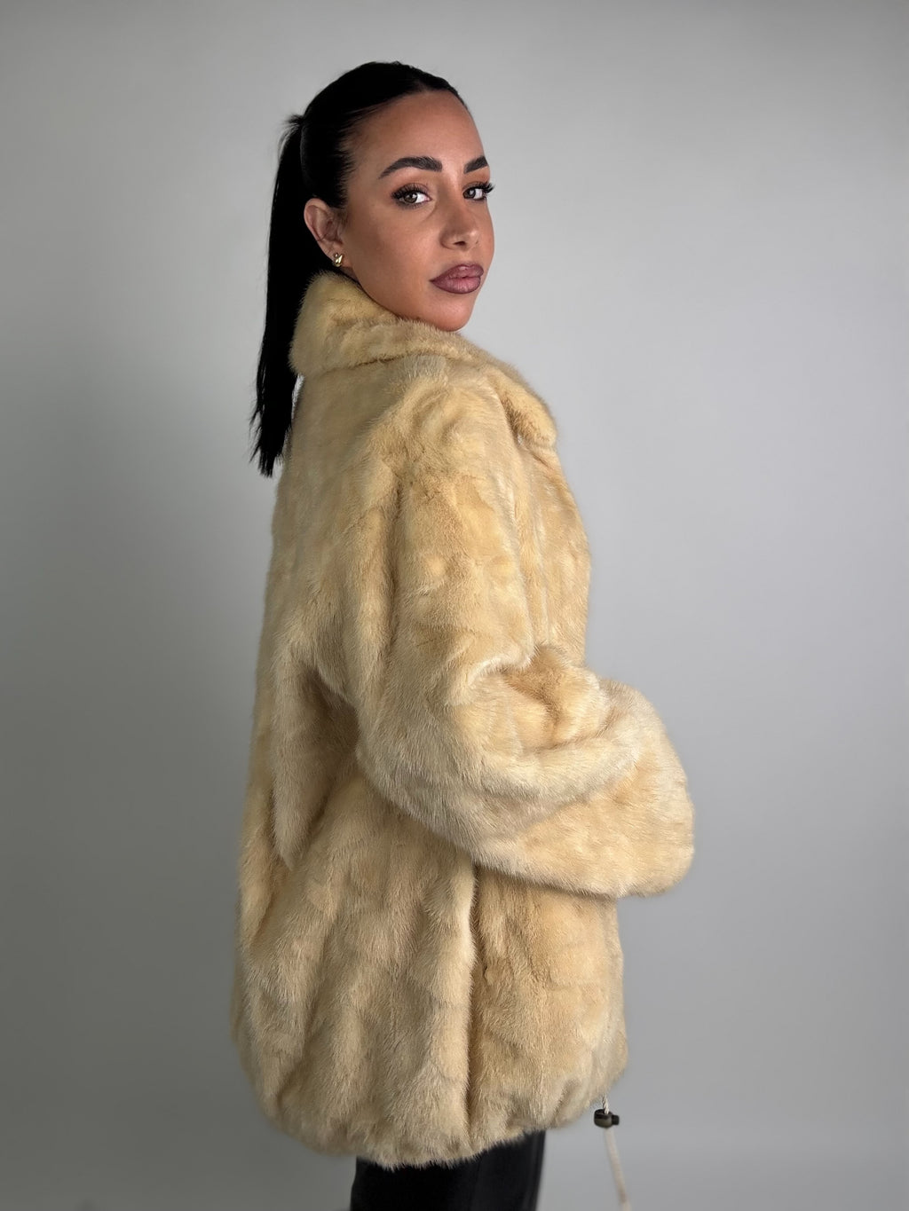 Cappotto in visone N546