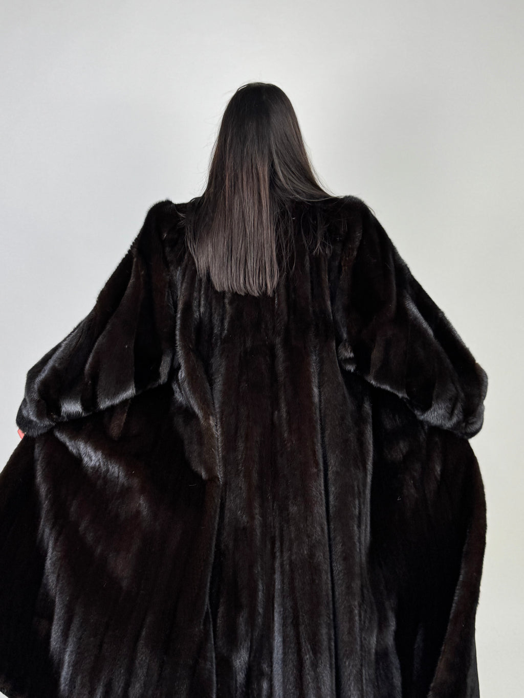 Cappotto in visone N641