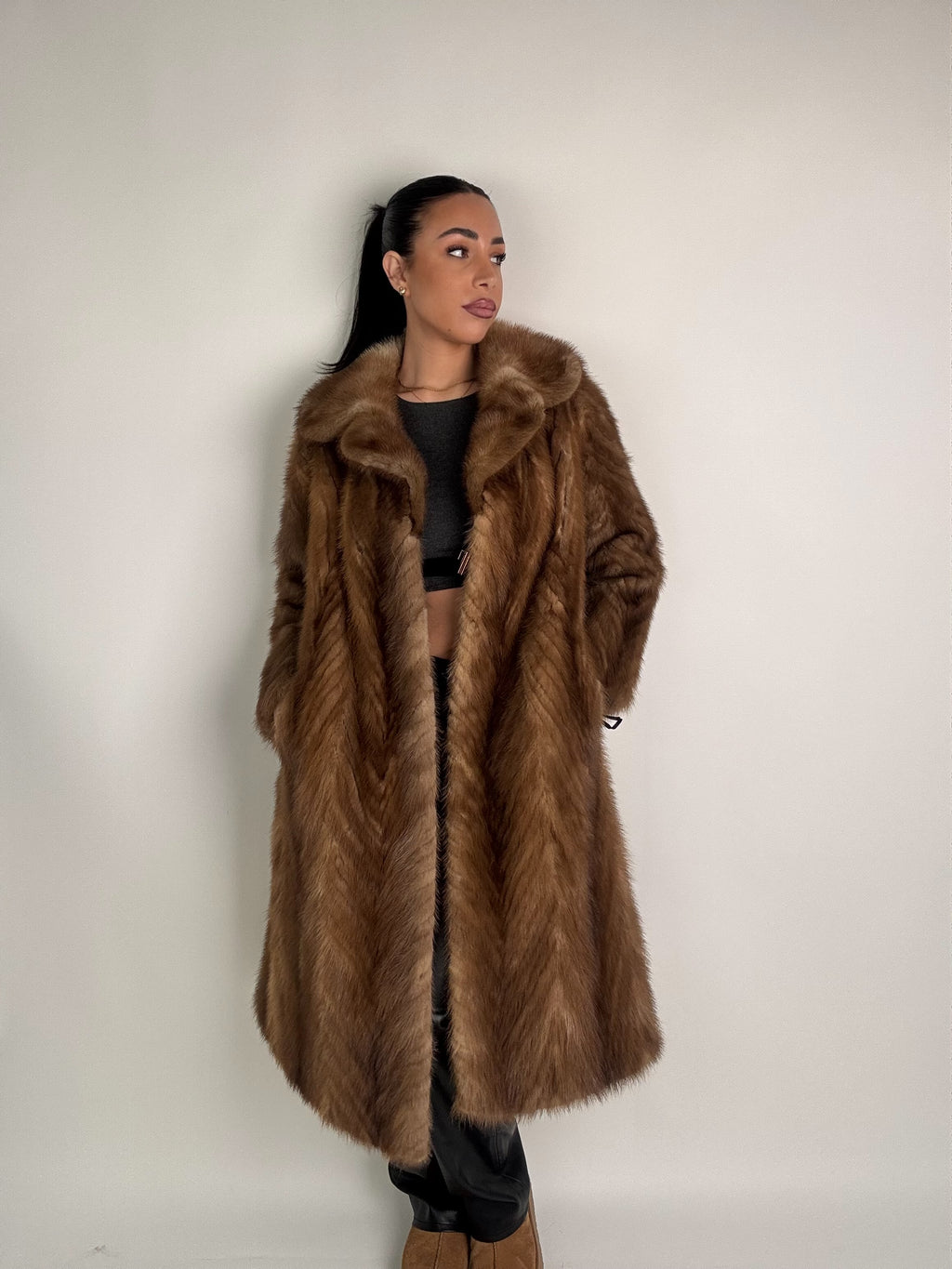 Cappotto in visone N548