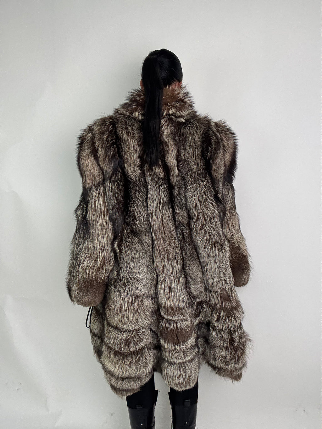 Giacca in volpe argentata N61