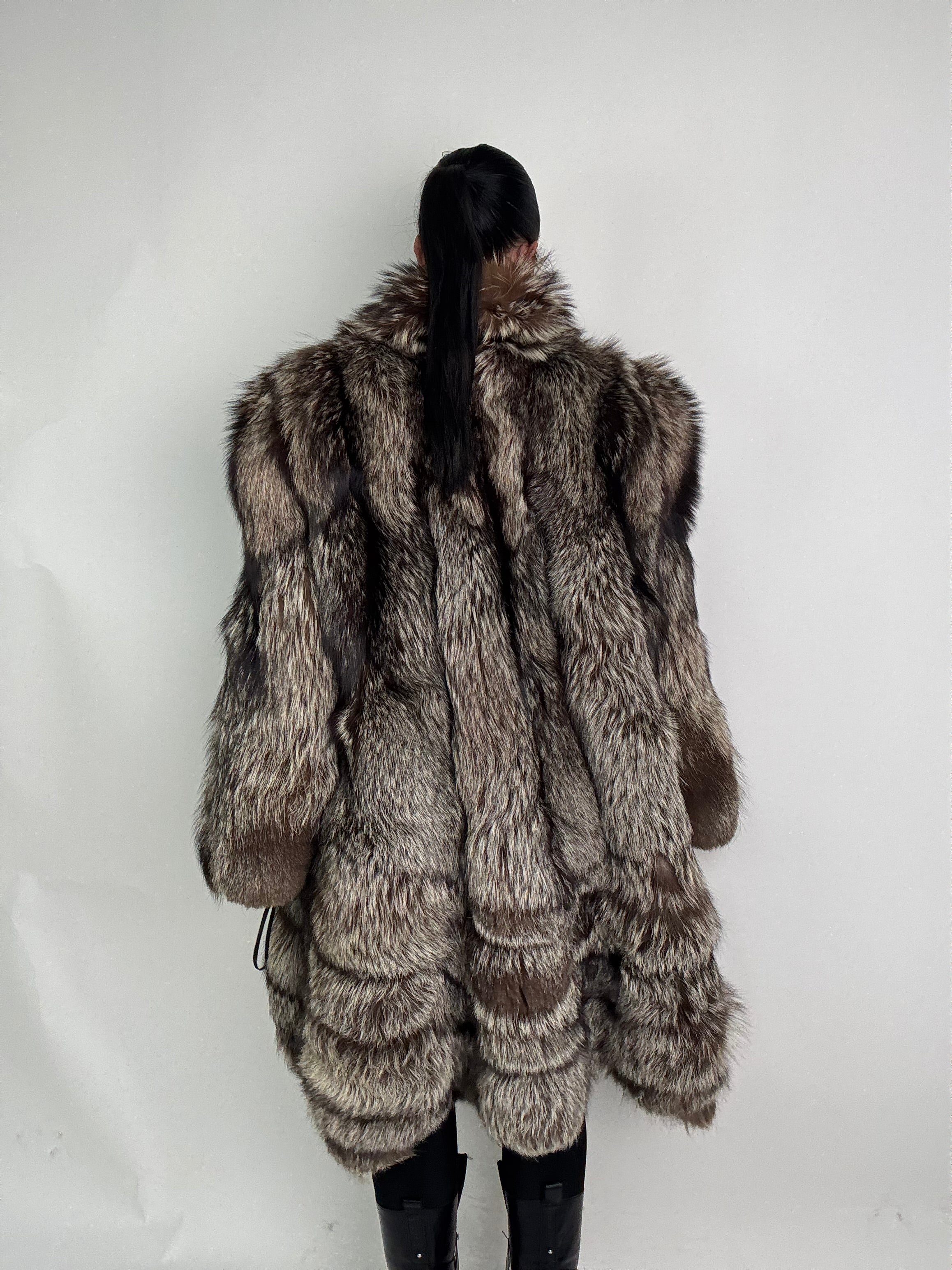 Giacca in volpe argentata N61