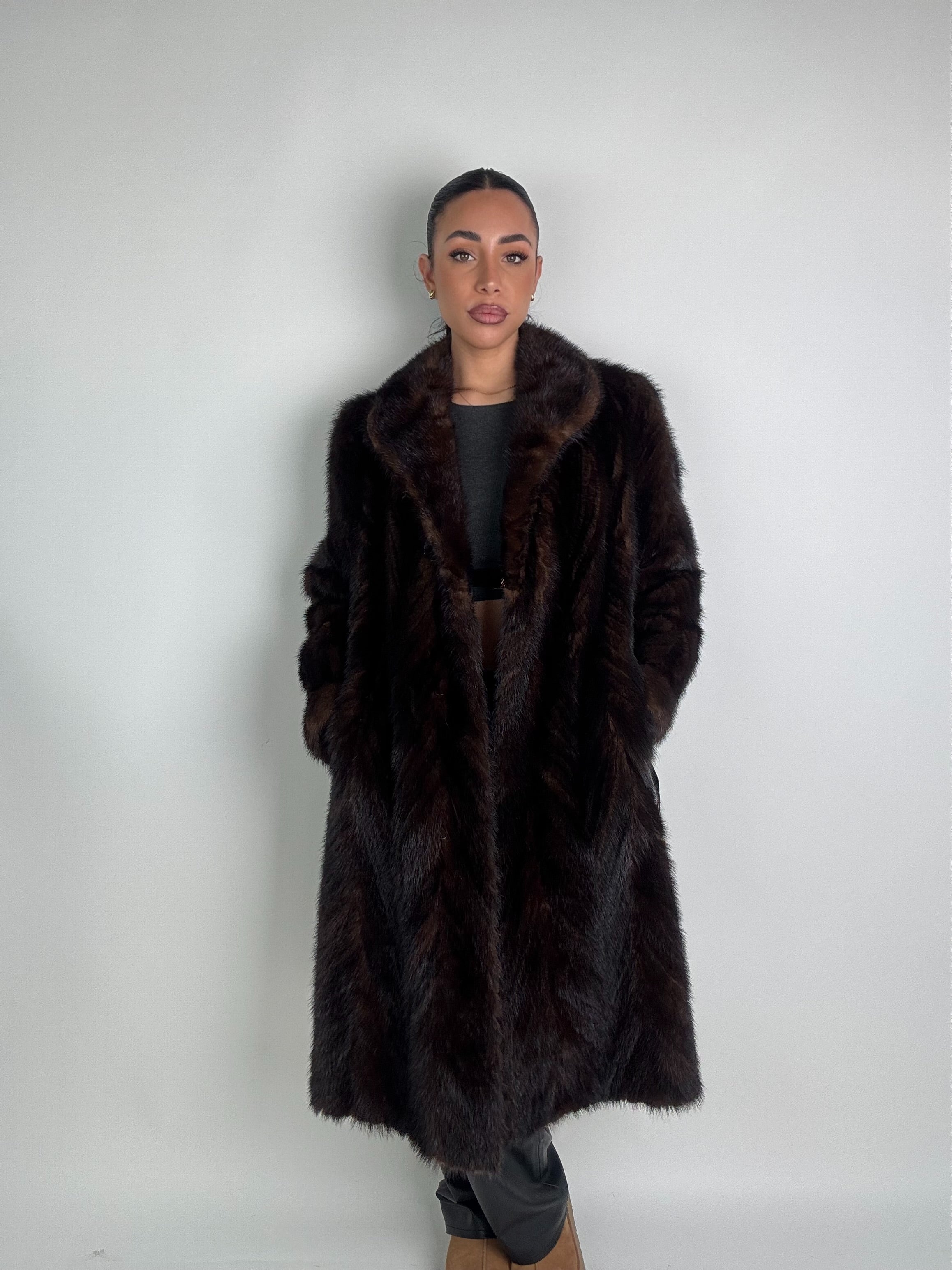 Cappotto in visone N549