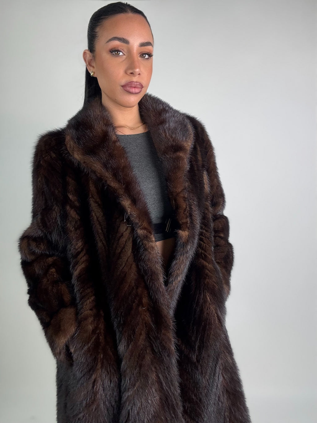 Cappotto in visone N549