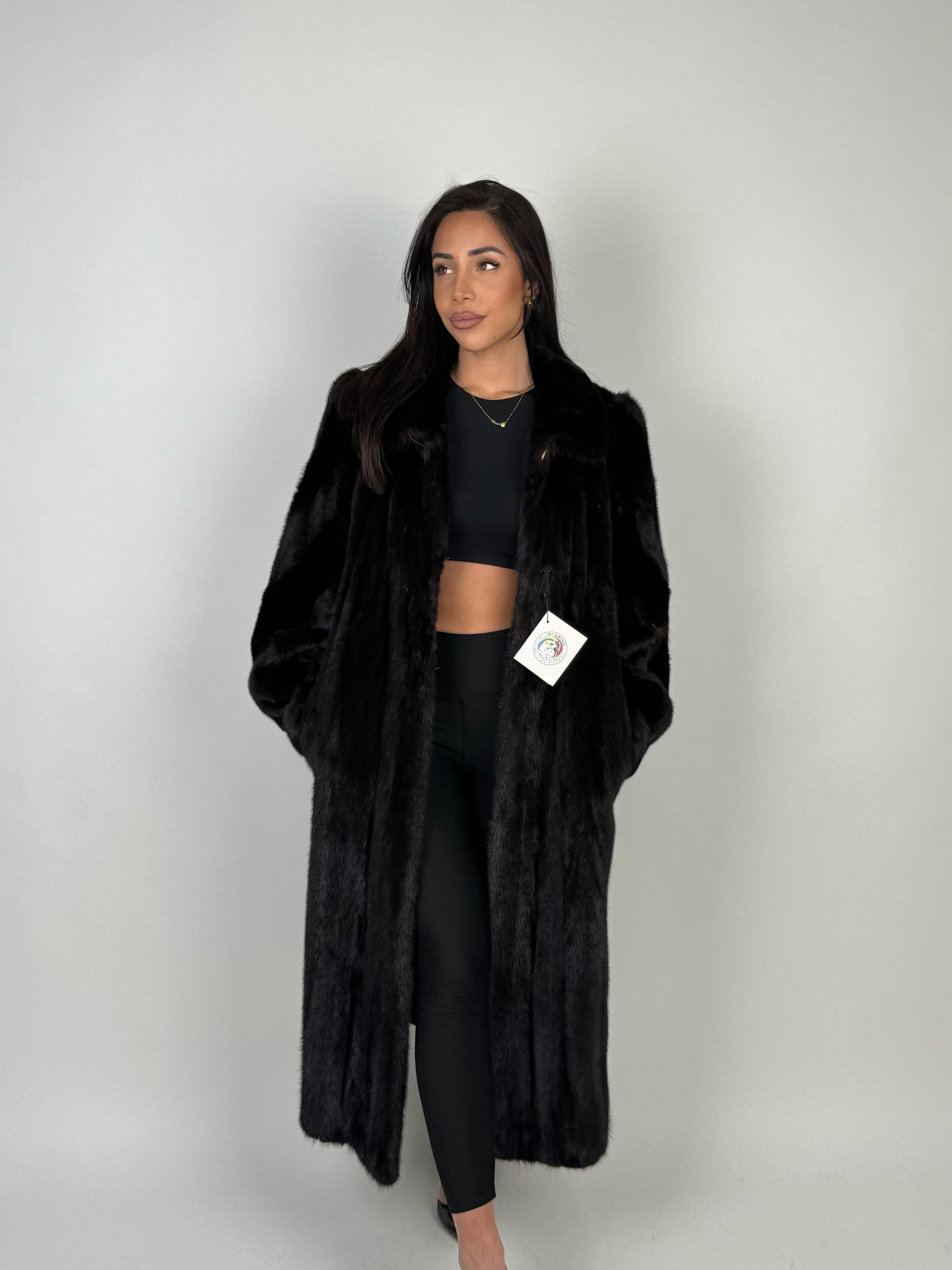Cappotto in visone N641