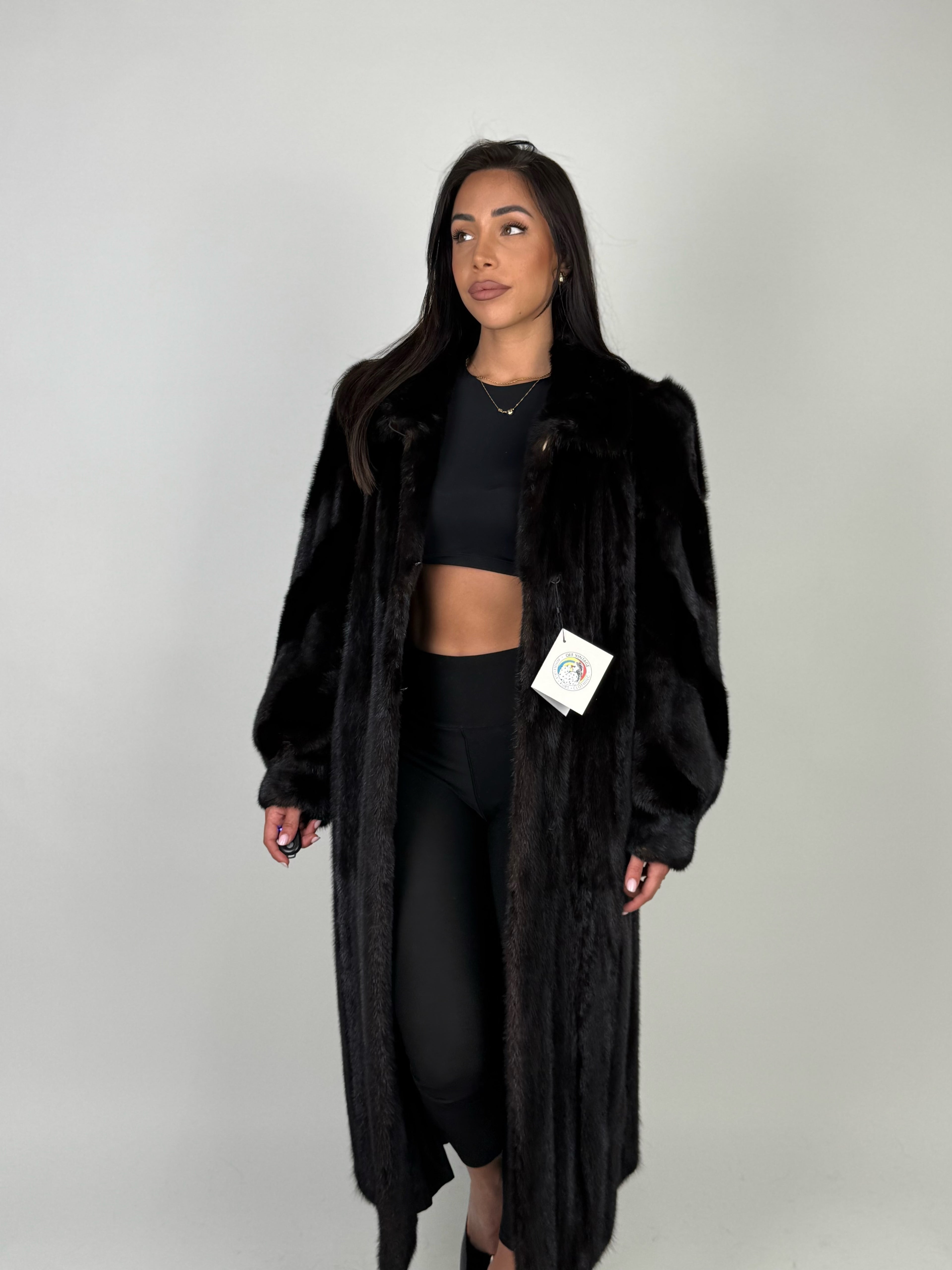 Cappotto in visone N641