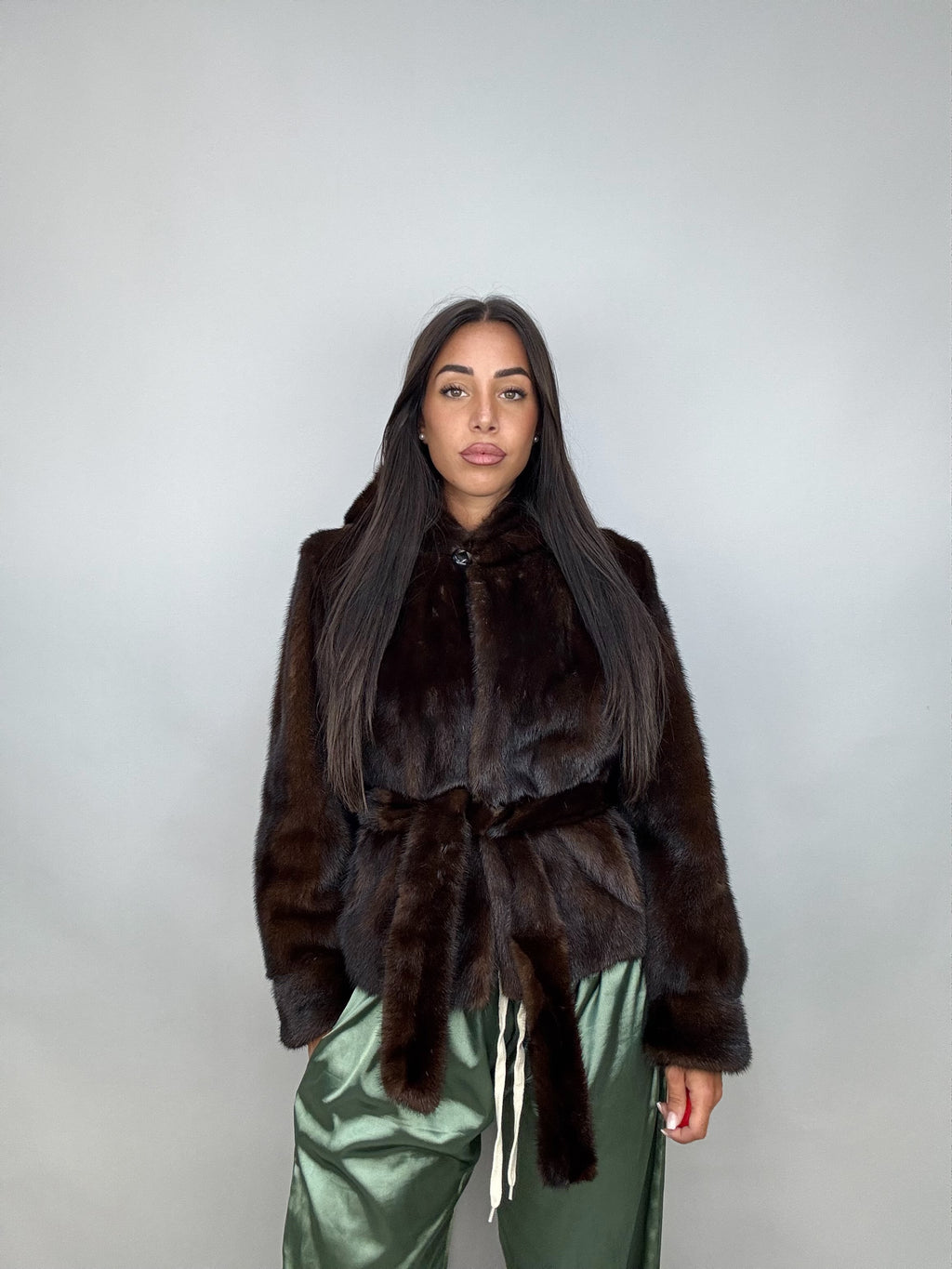 Giacca di visone cintura e cappuccio