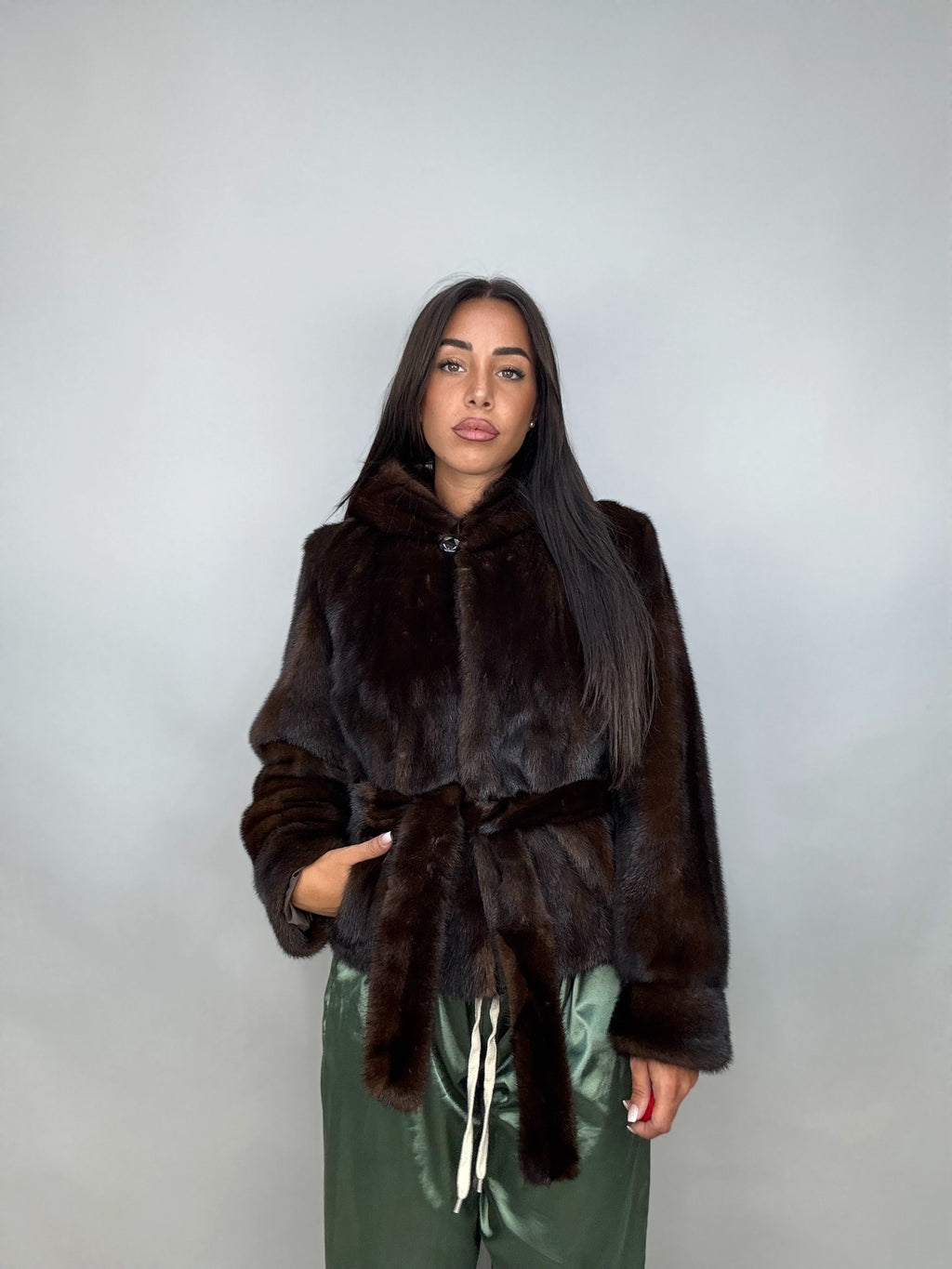 Giacca di visone cintura e cappuccio