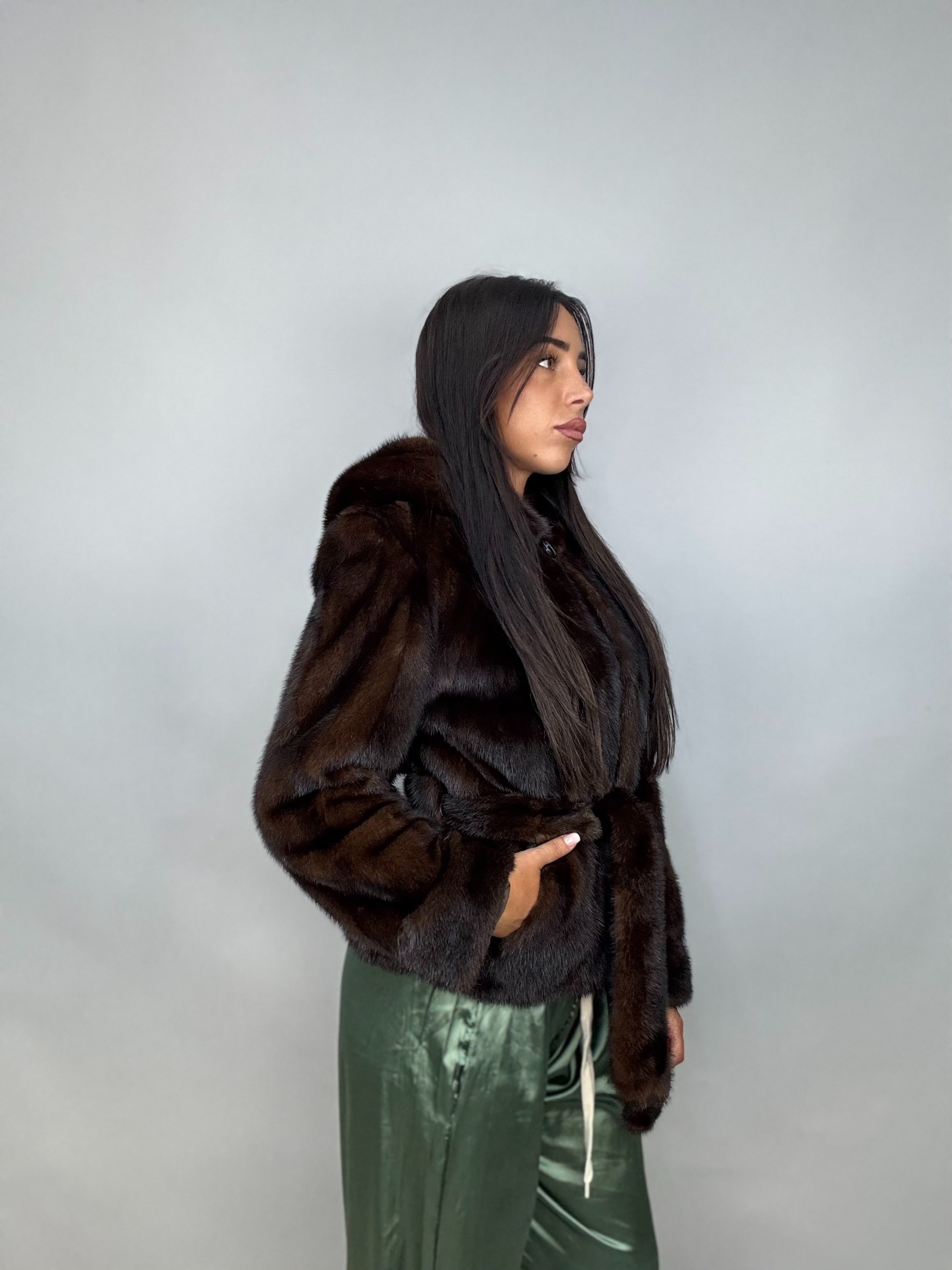 Giacca di visone cintura e cappuccio