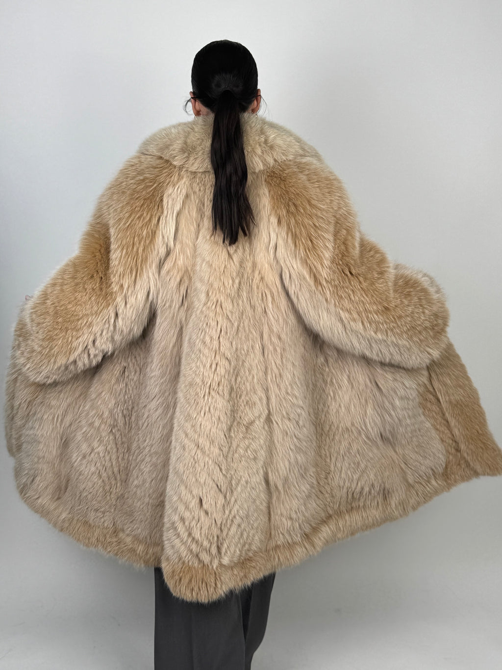 Cappotto in volpe caramello N561