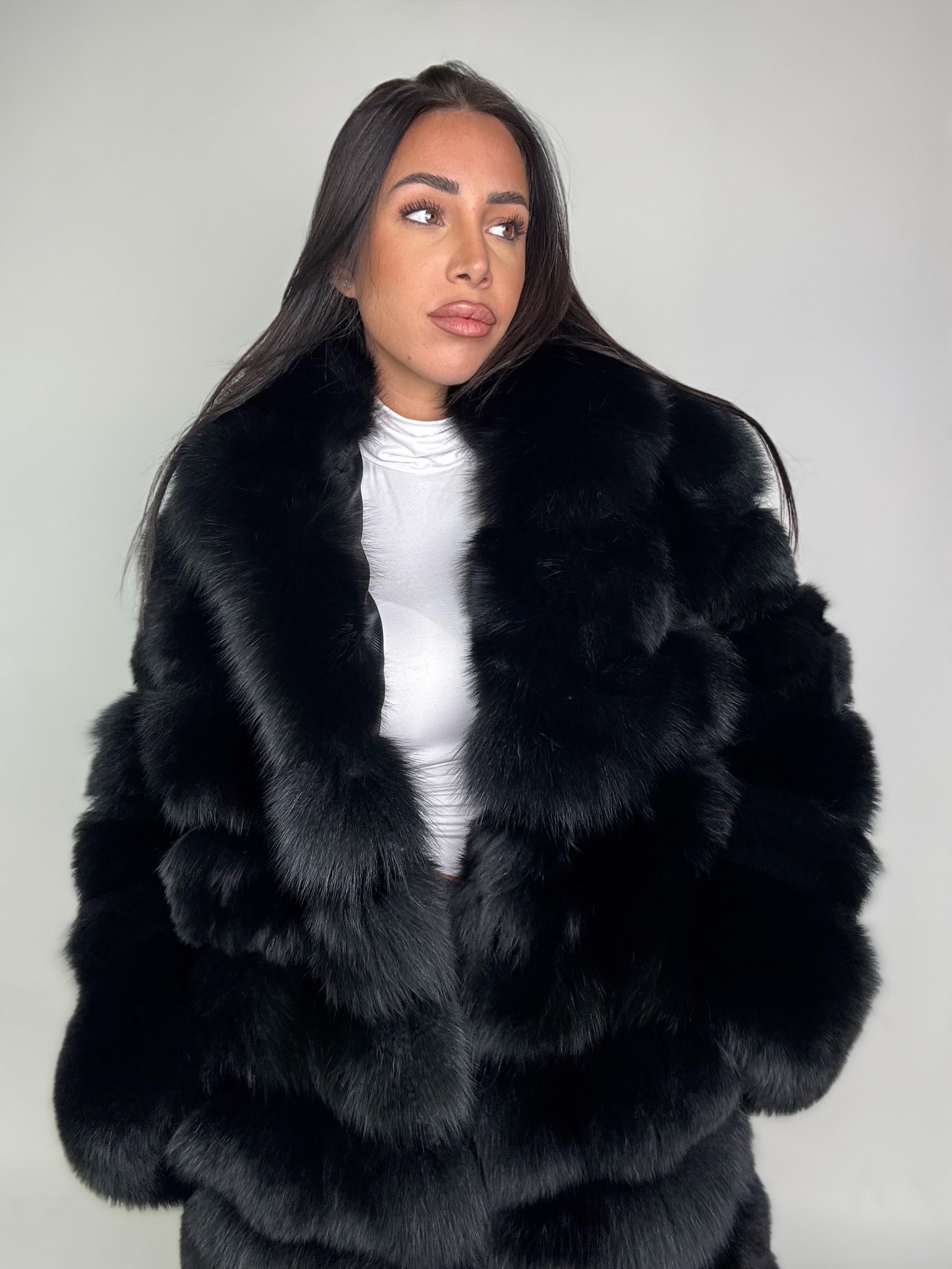 Cappotto in volpe total black N71