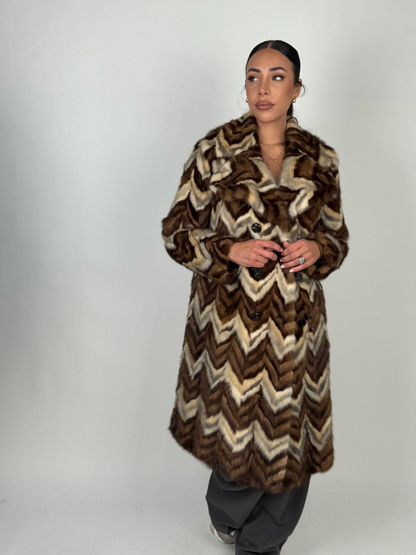 Cappotto in visone N643