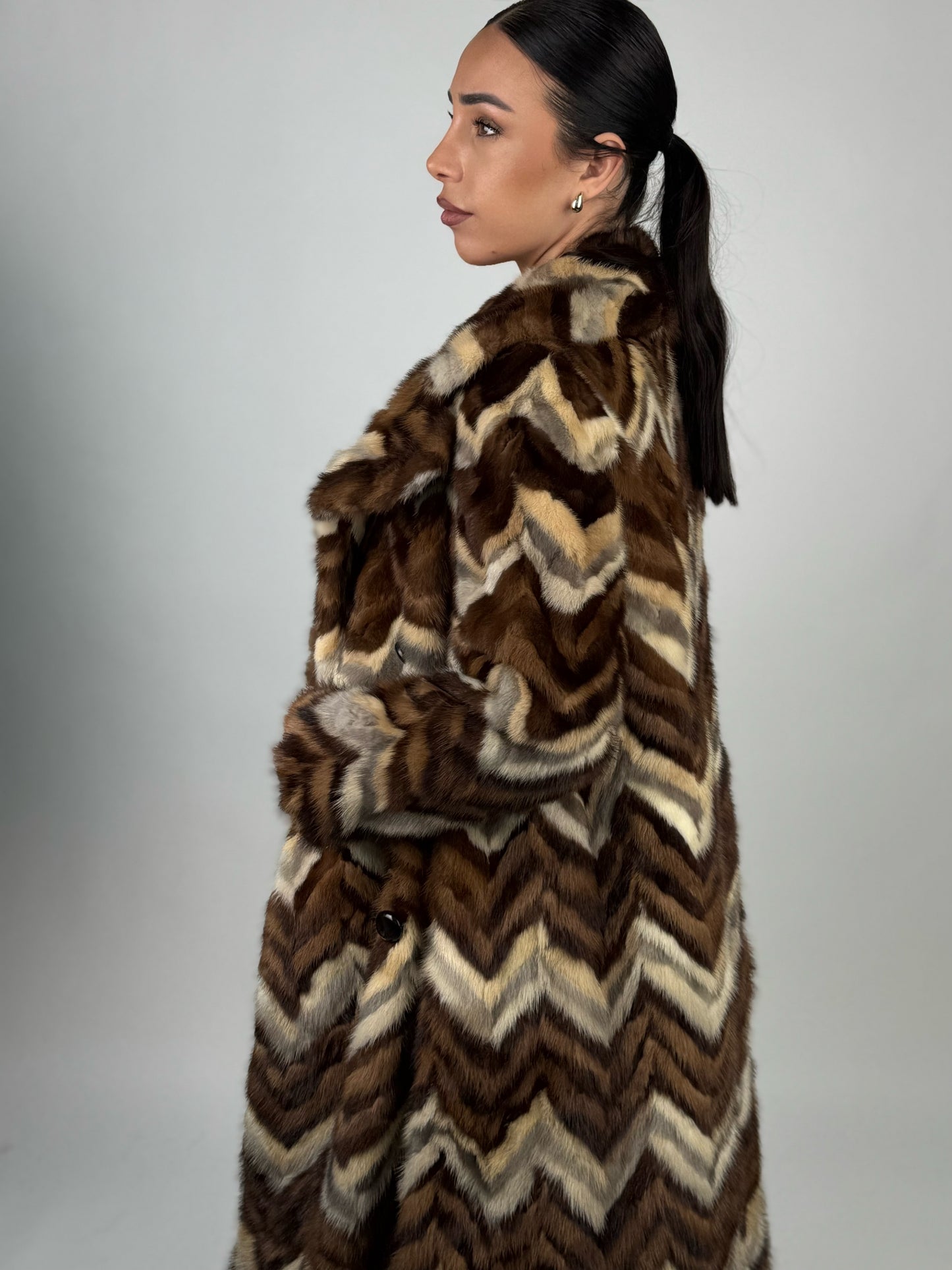 Cappotto in visone N643