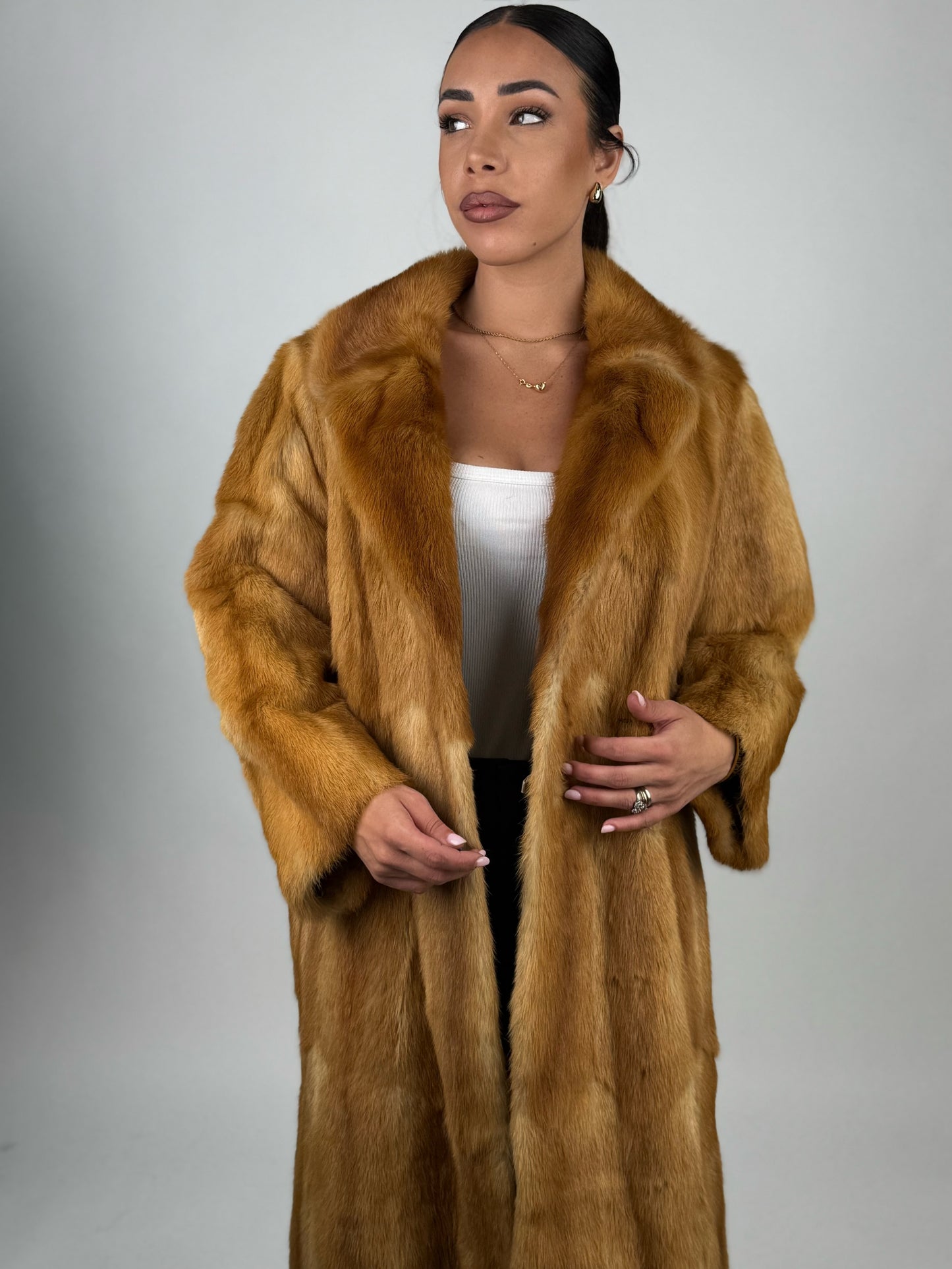 Cappotto in visone N644