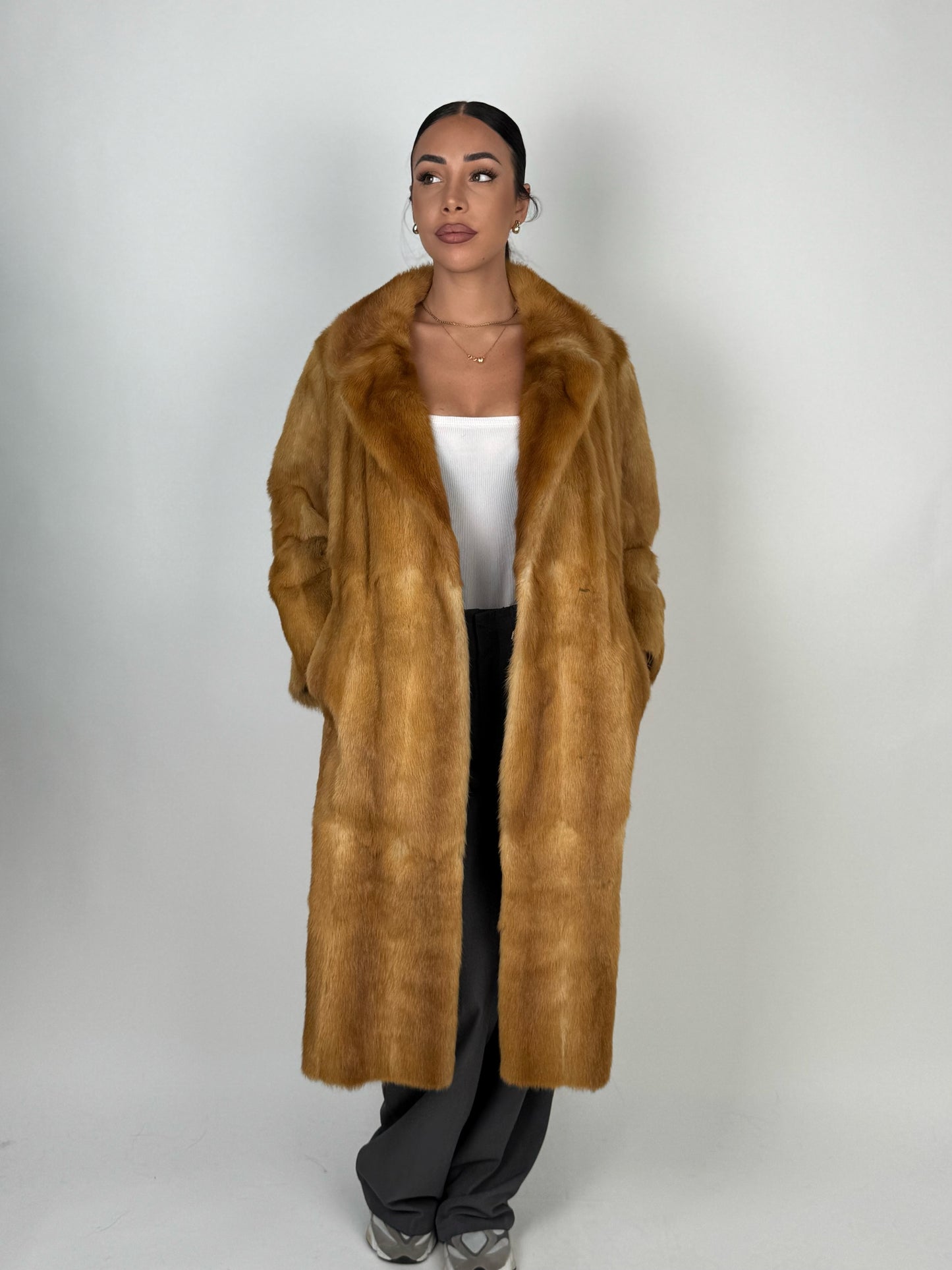 Cappotto in visone N644