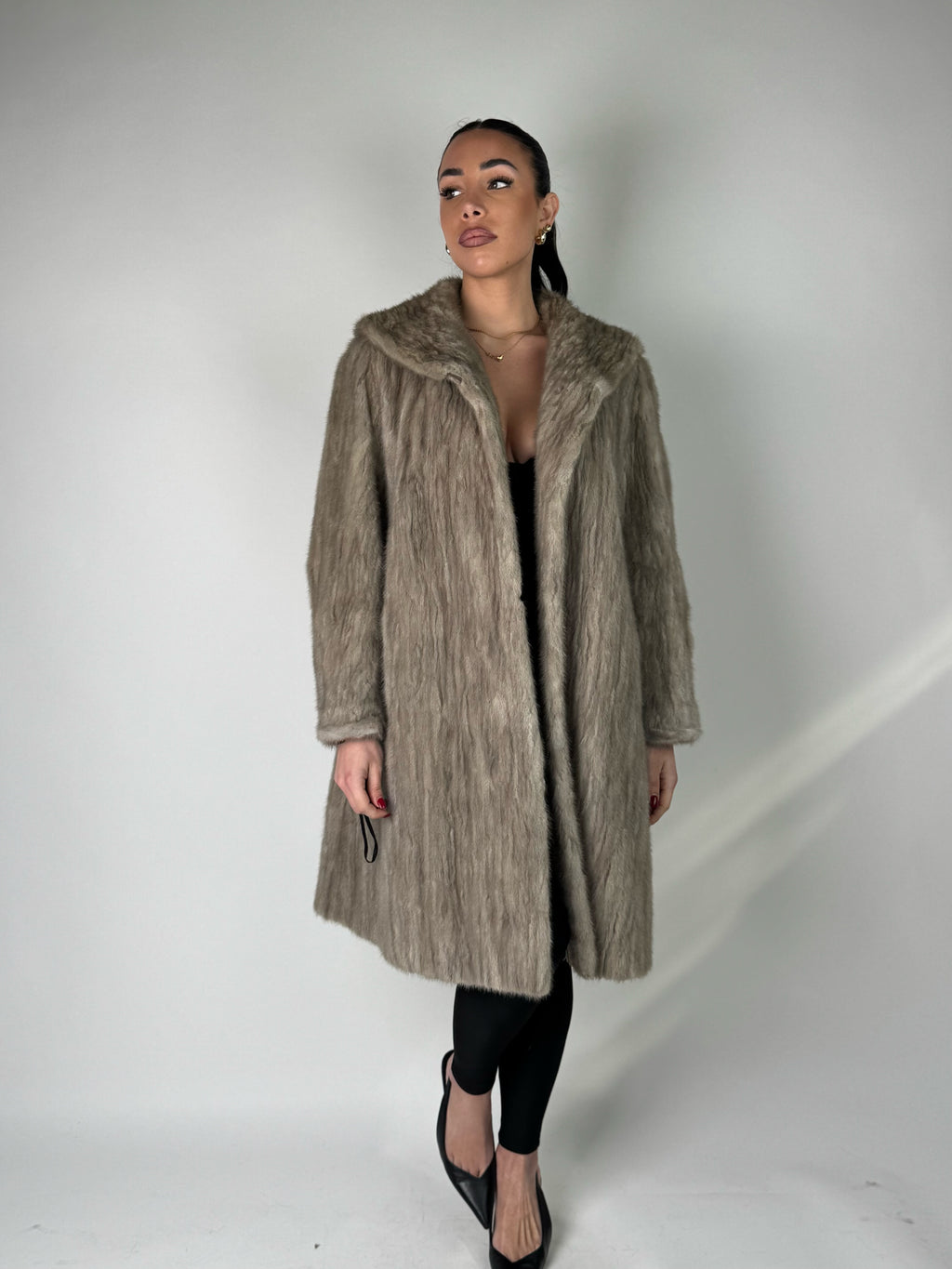 Cappotto in visone N562