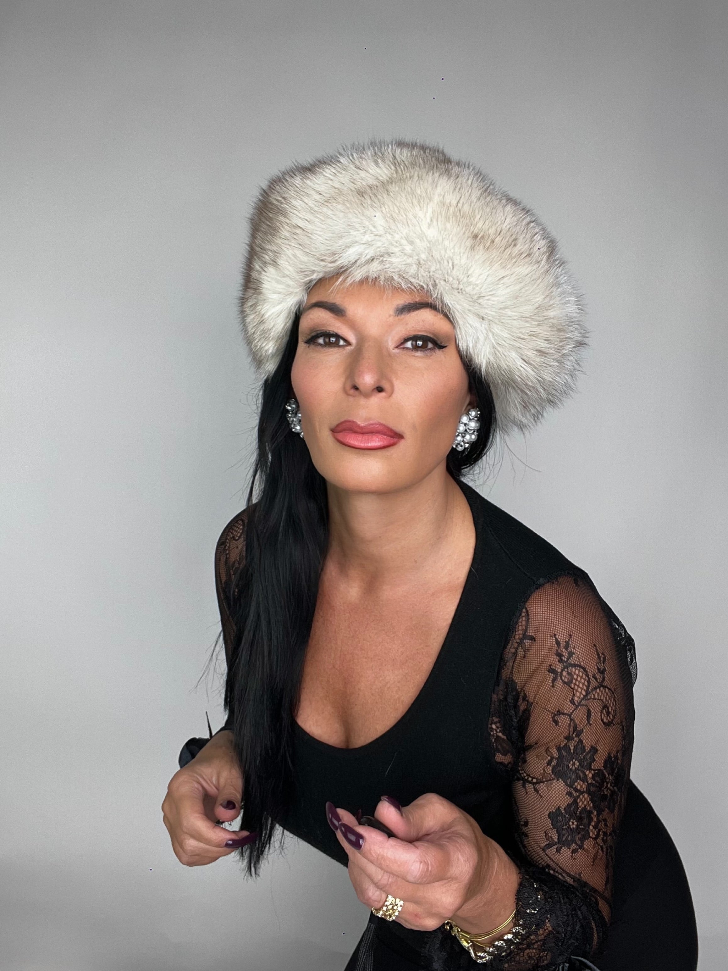 Cappello in volpe della groenlandia 34