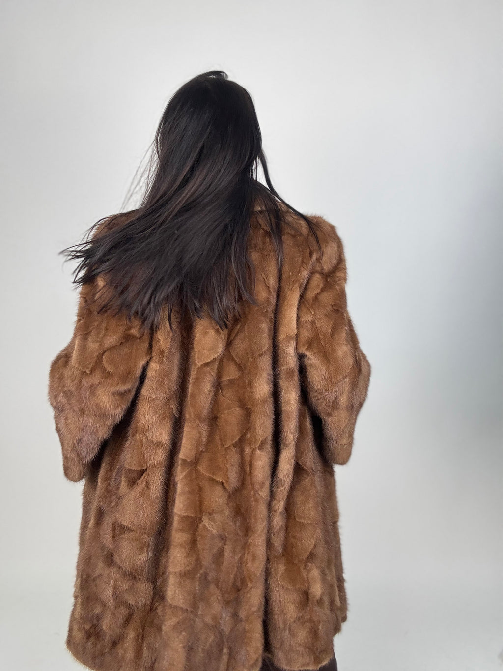Cappotto in visone N645