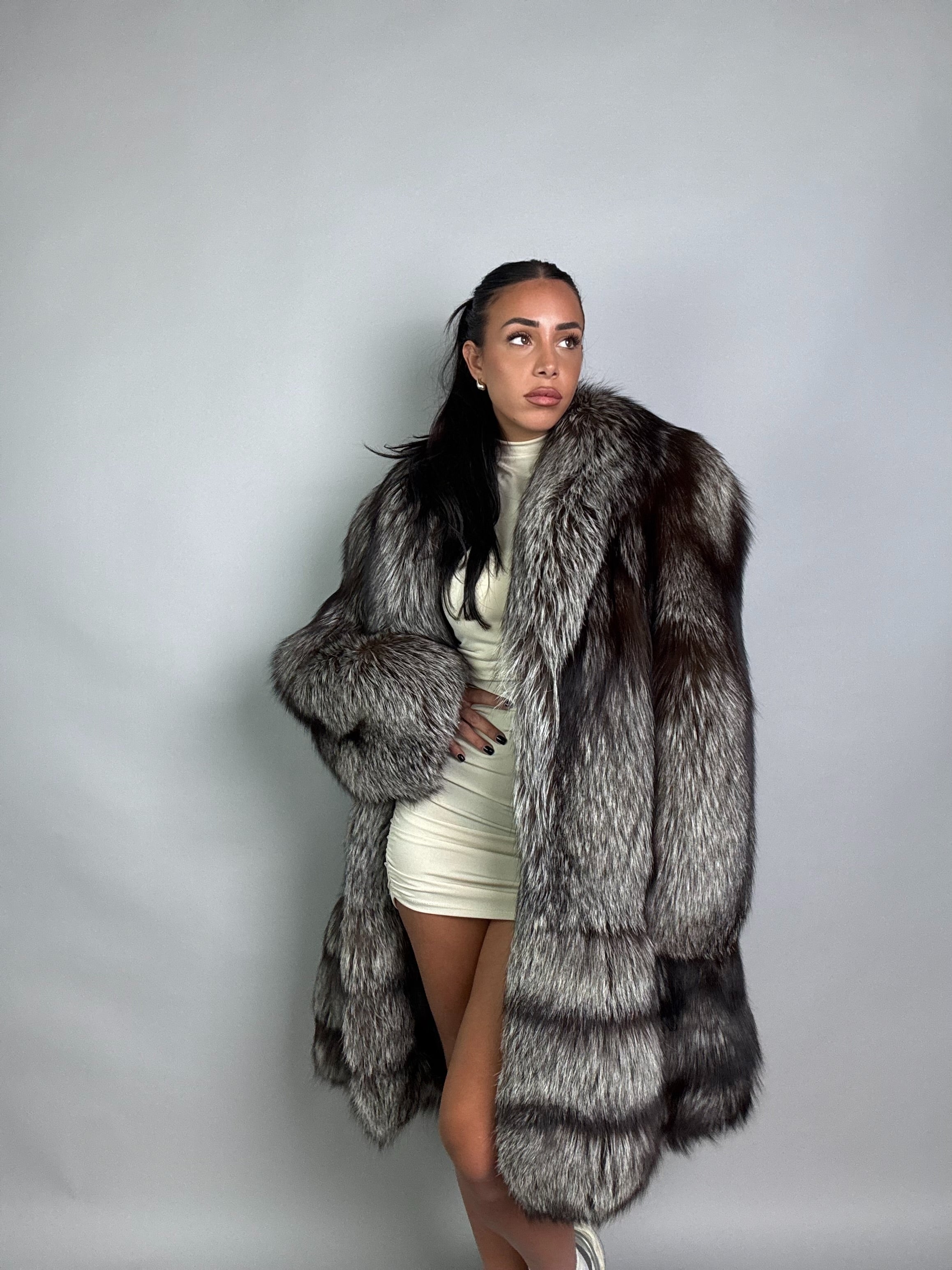 Cappotto in volpe argentata N858