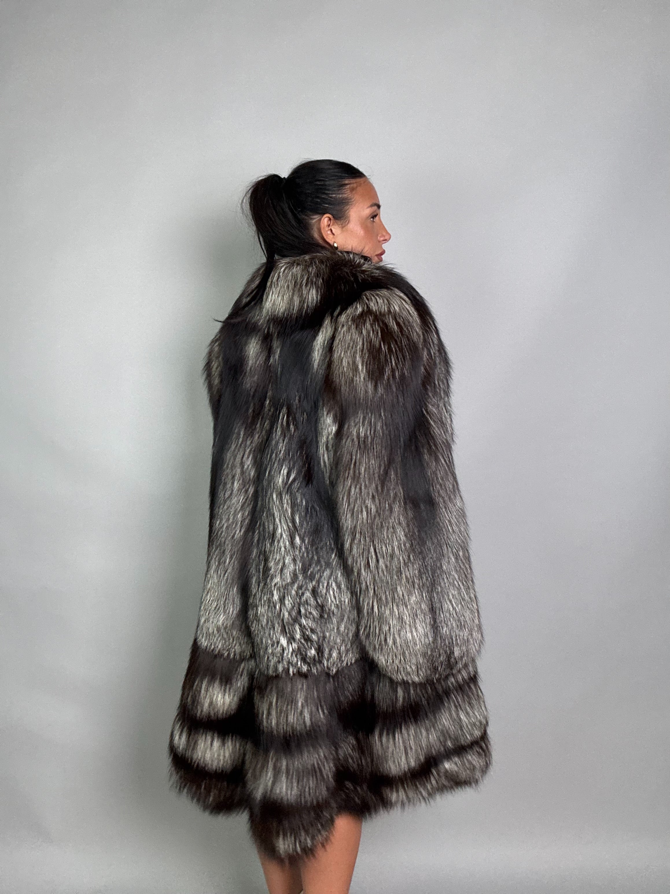 Cappotto in volpe argentata N858