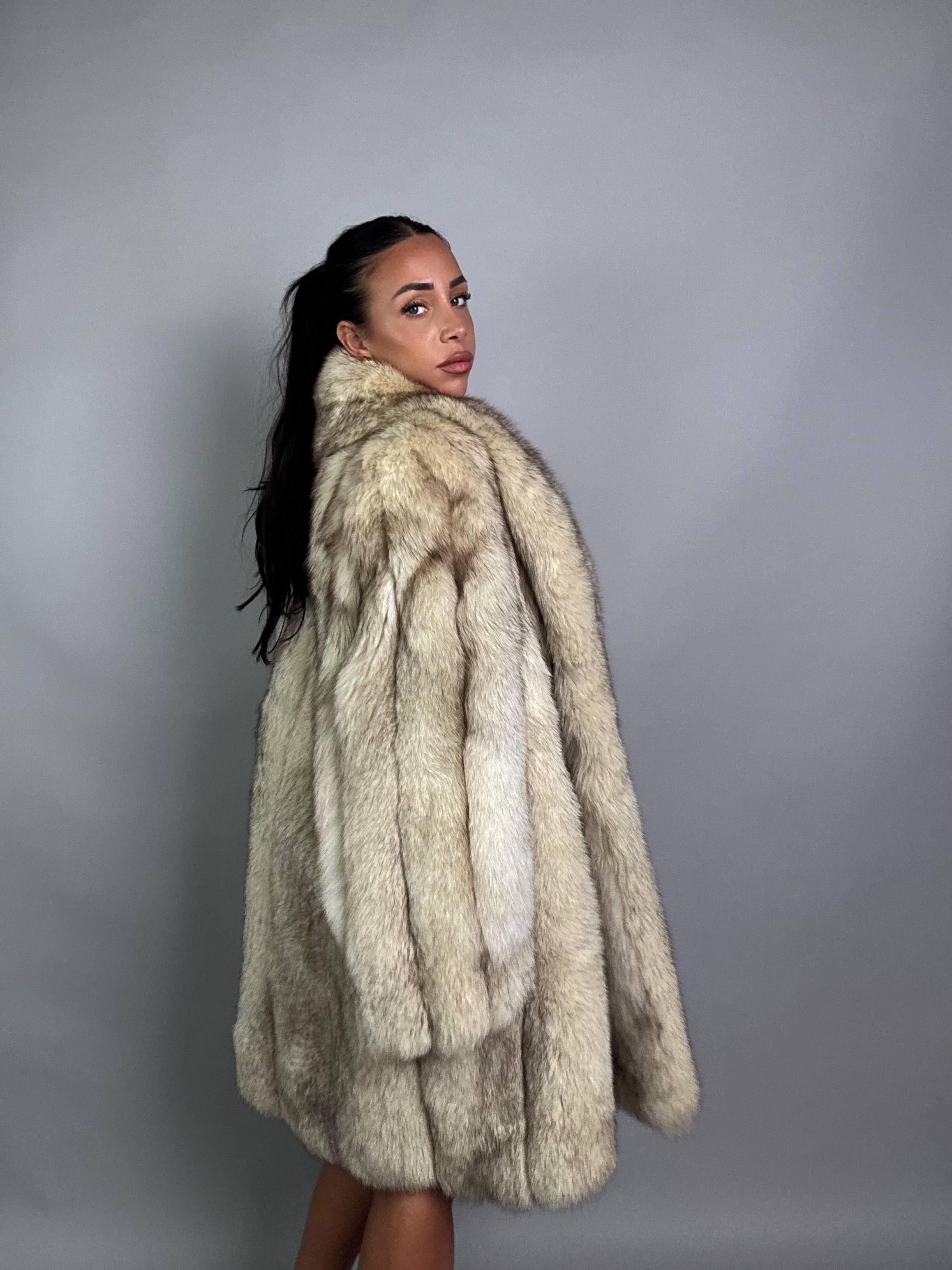 Cappotto in volpe della groenlandia N860