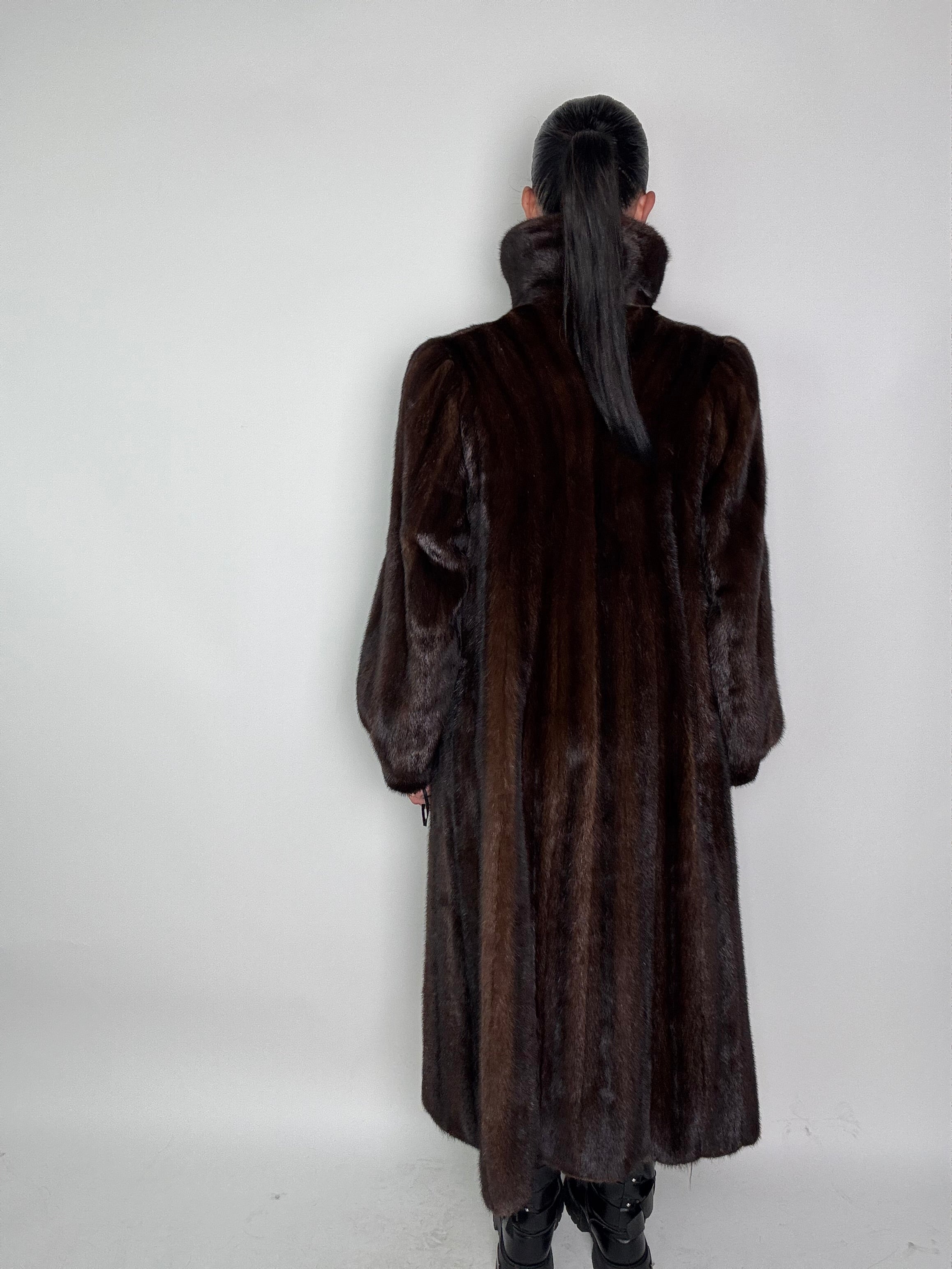 Cappotto in visone N406