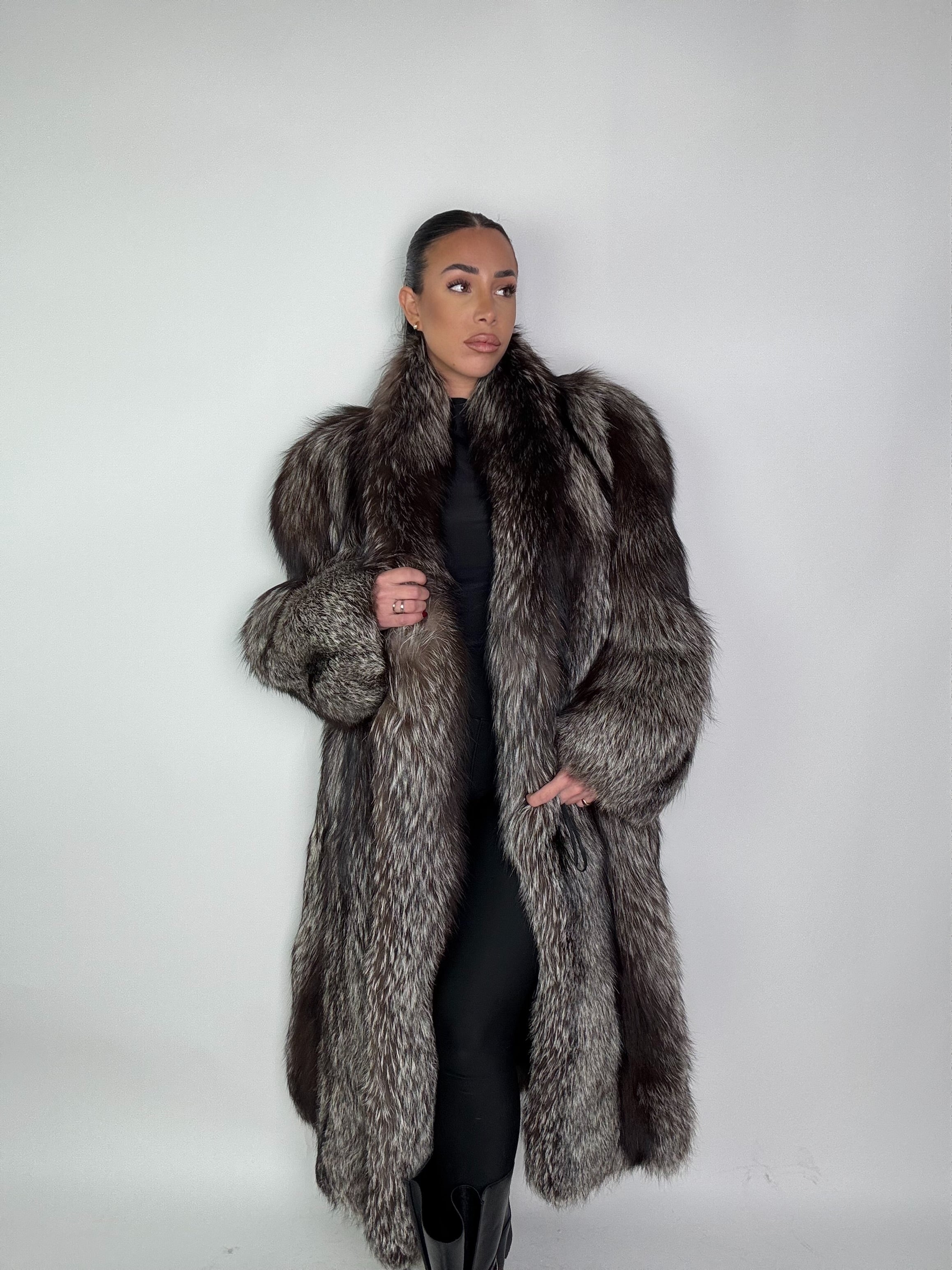 Cappotto in volpe argentata N72