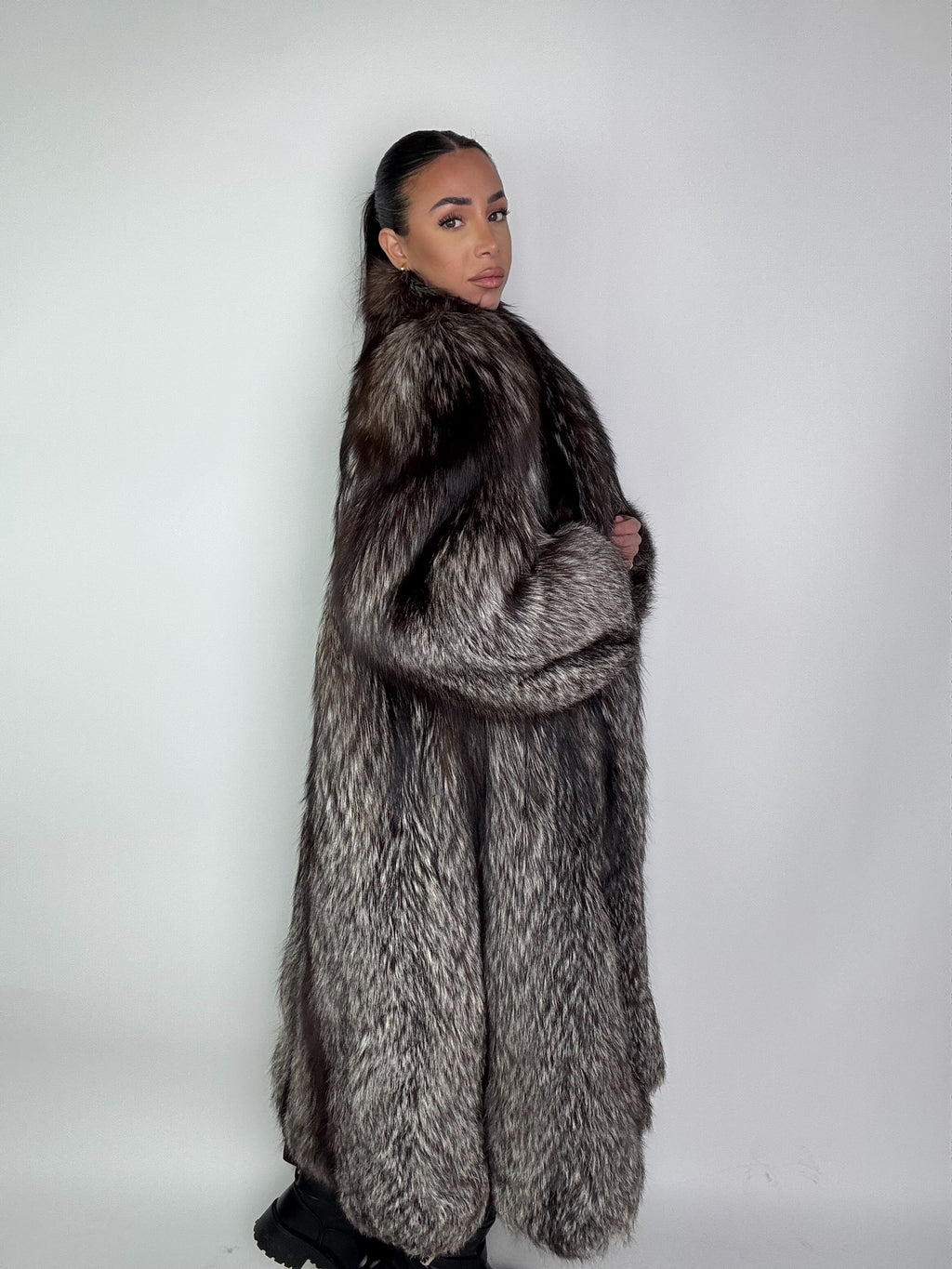Cappotto in volpe argentata N72