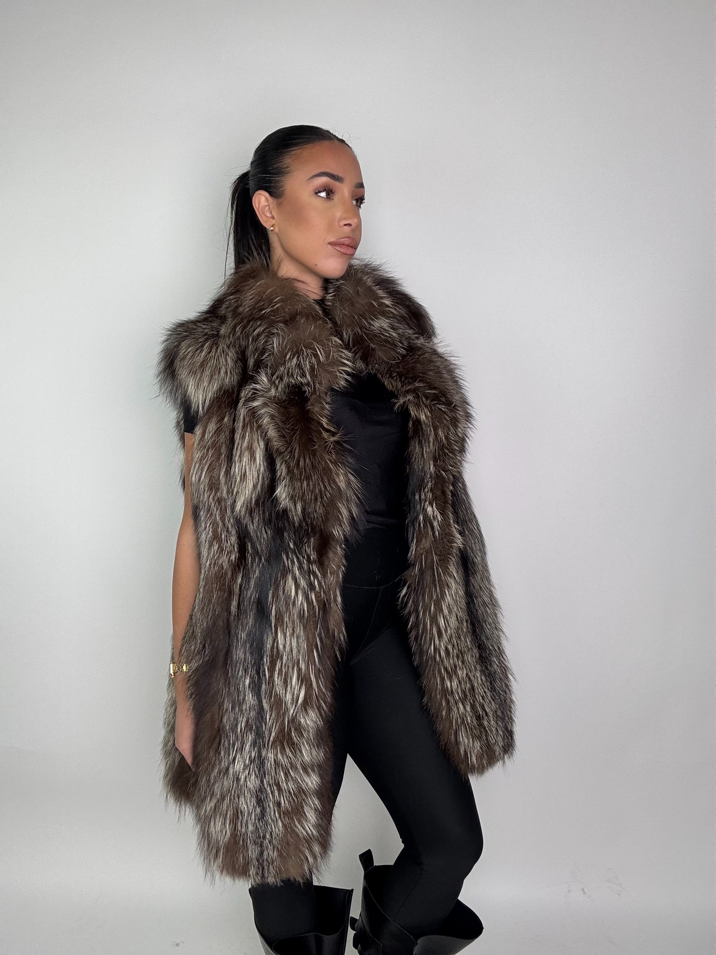 Smanicato in volpe argentata N77