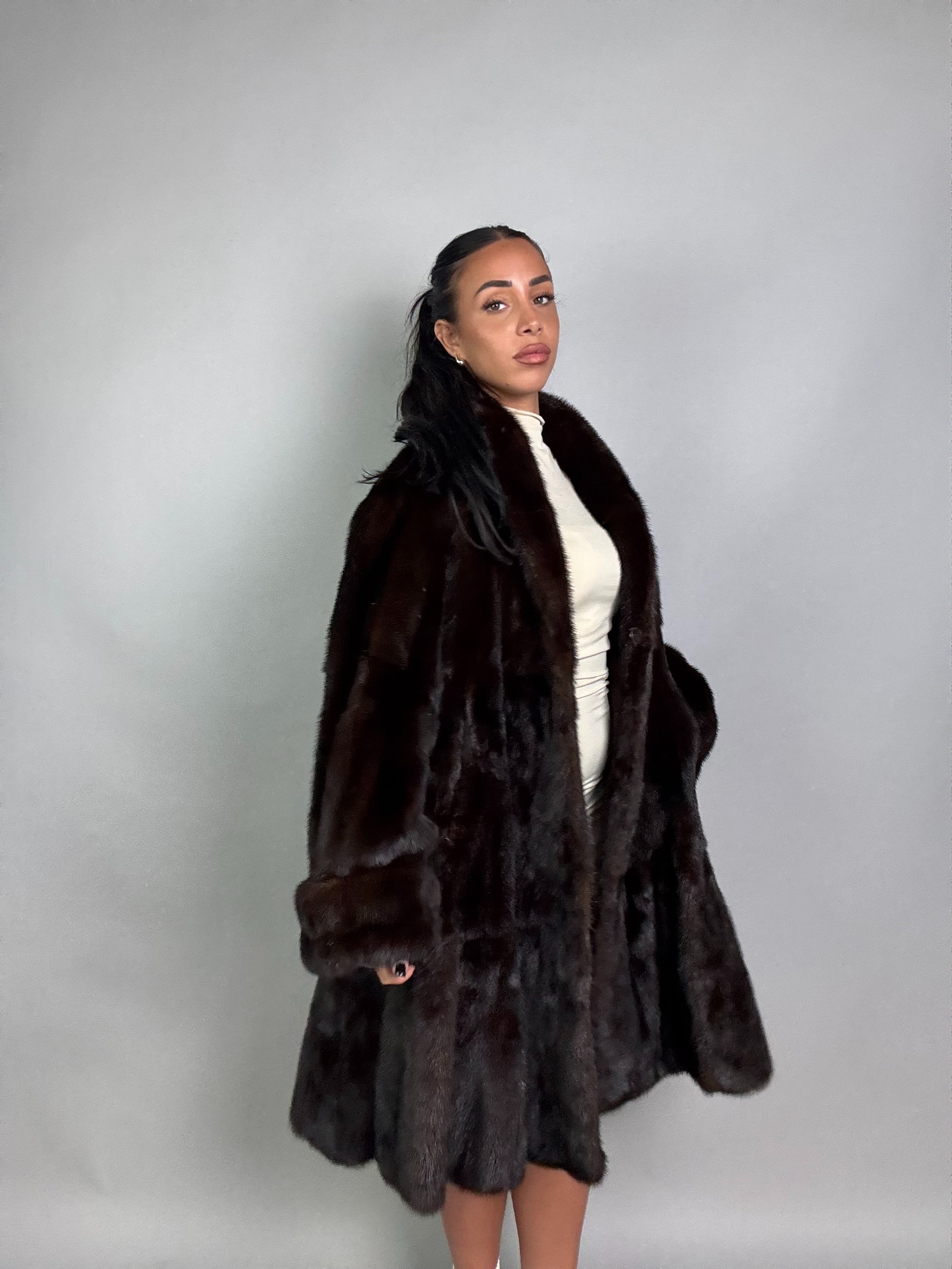 Cappotto in visone N346