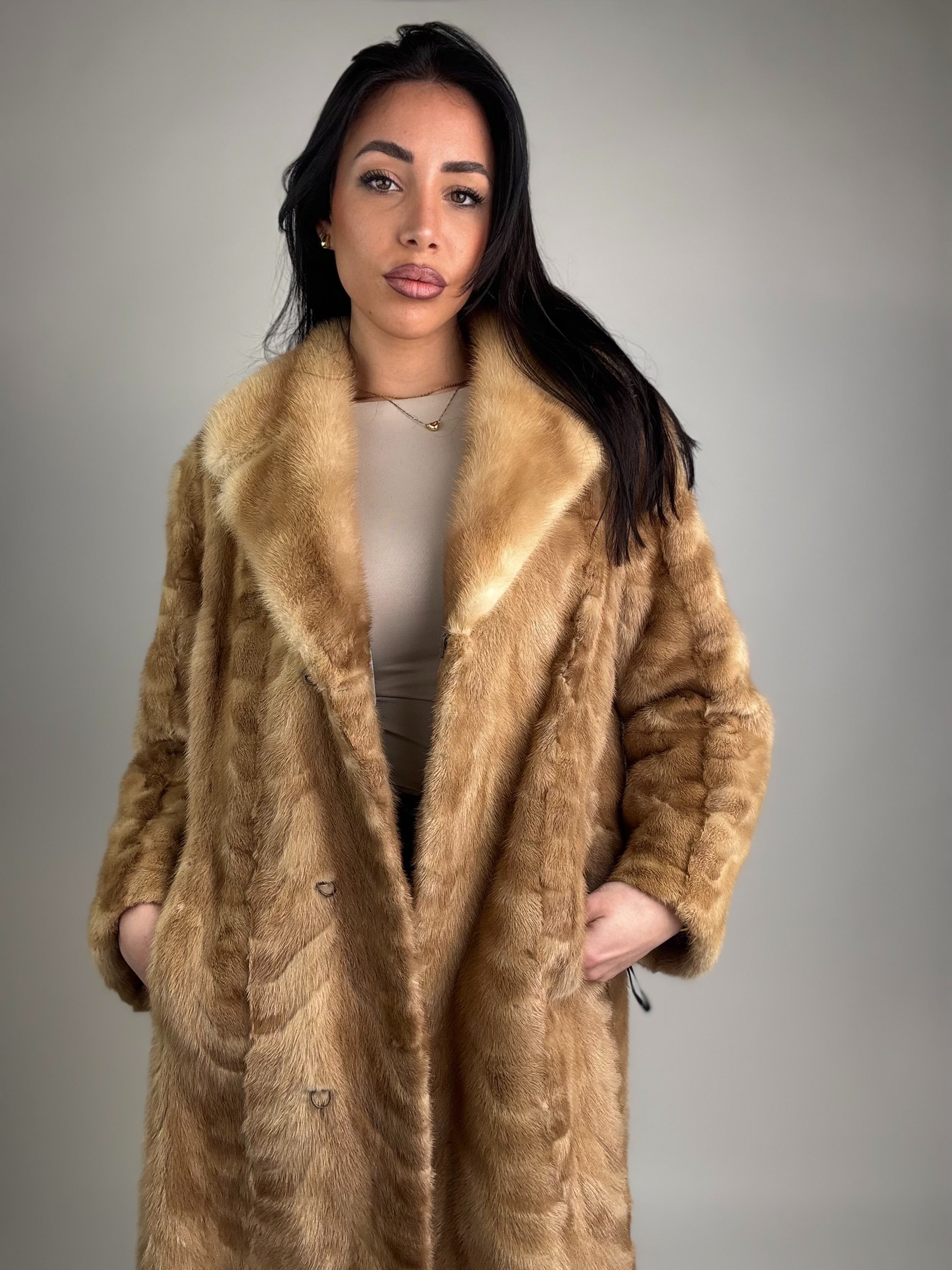 Cappotto in visone N564