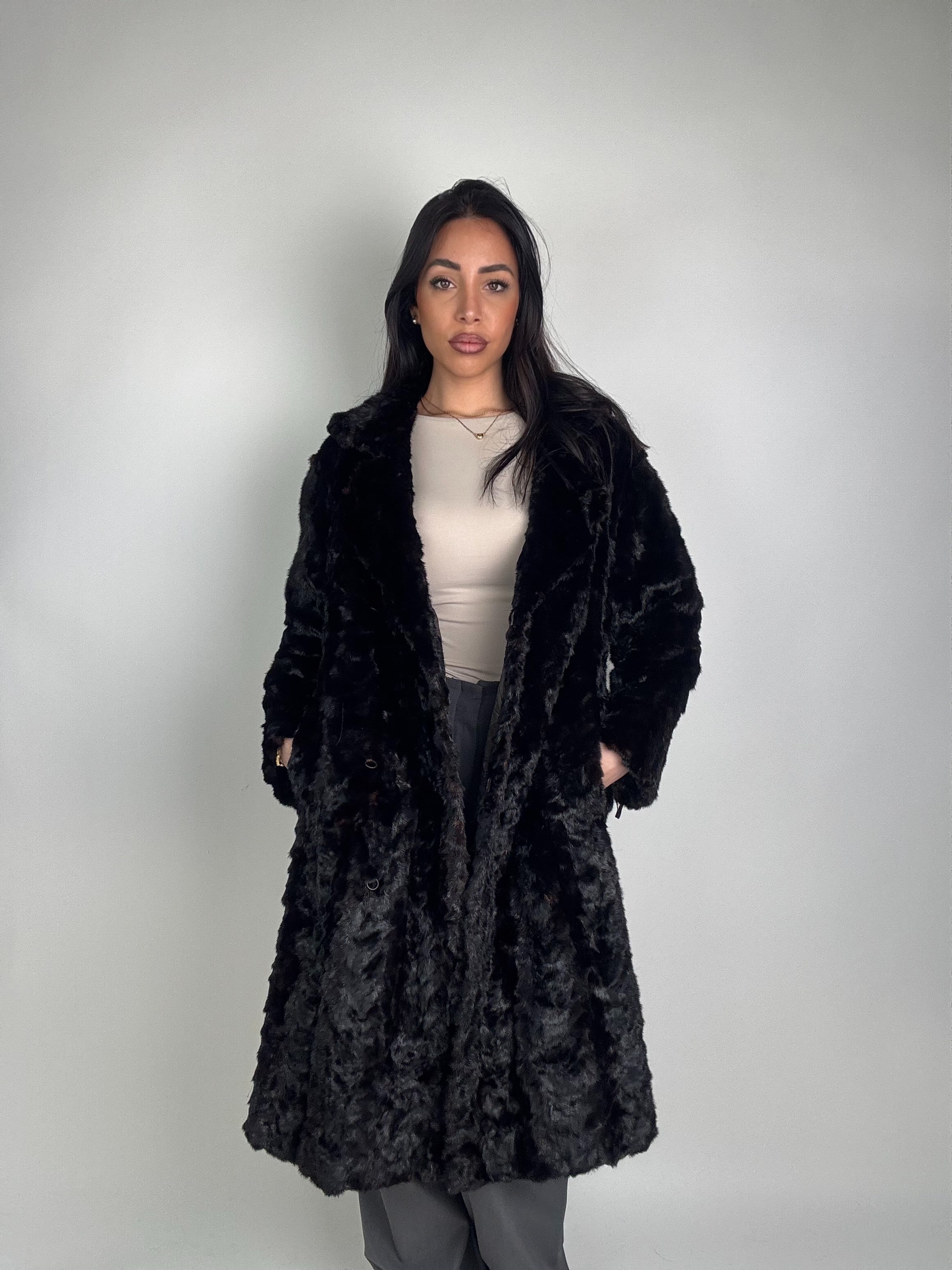 Cappotto in visone N565