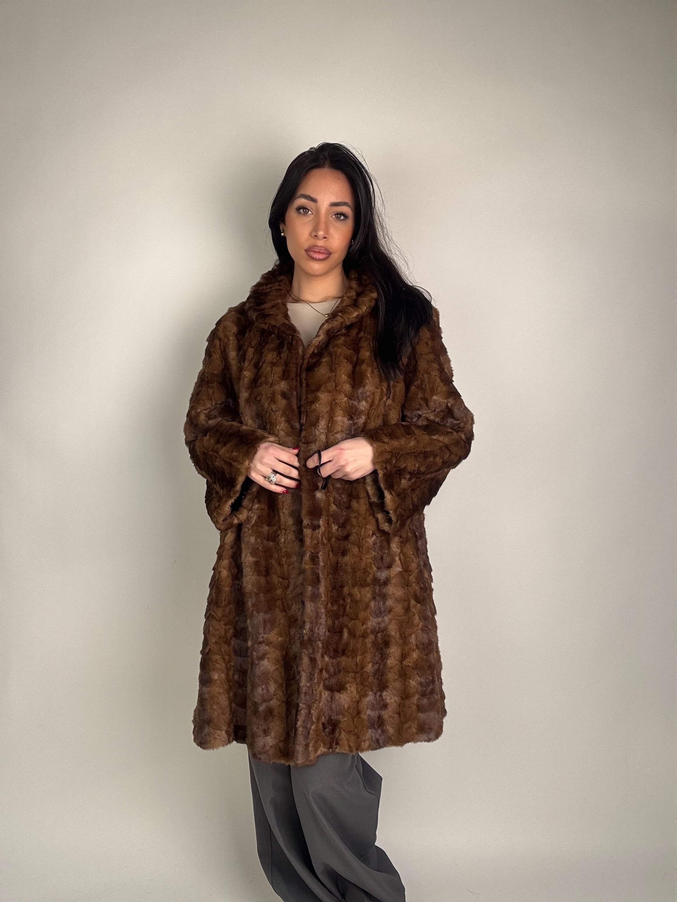 Cappotto in visone N566