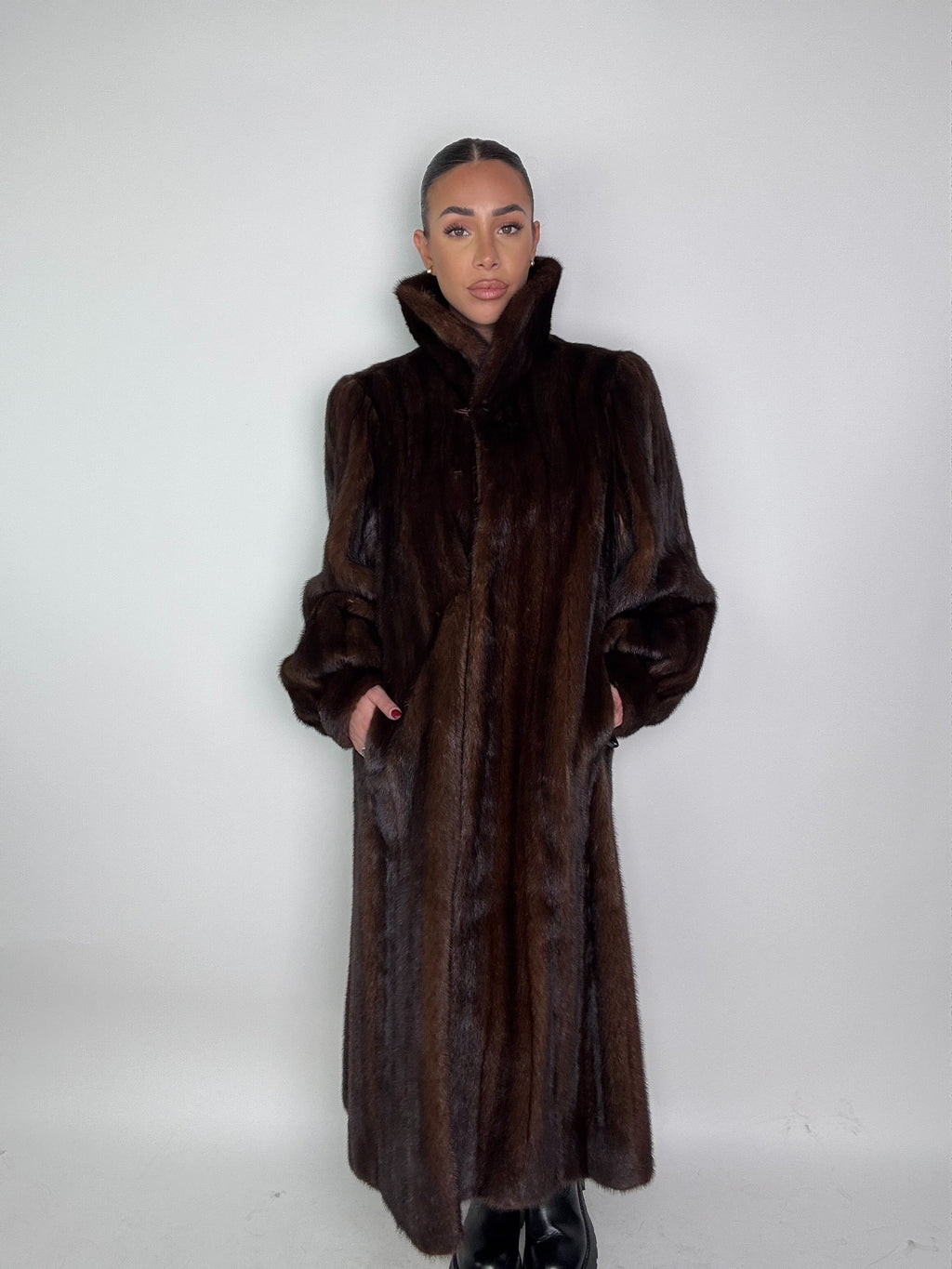 Cappotto in visone N406