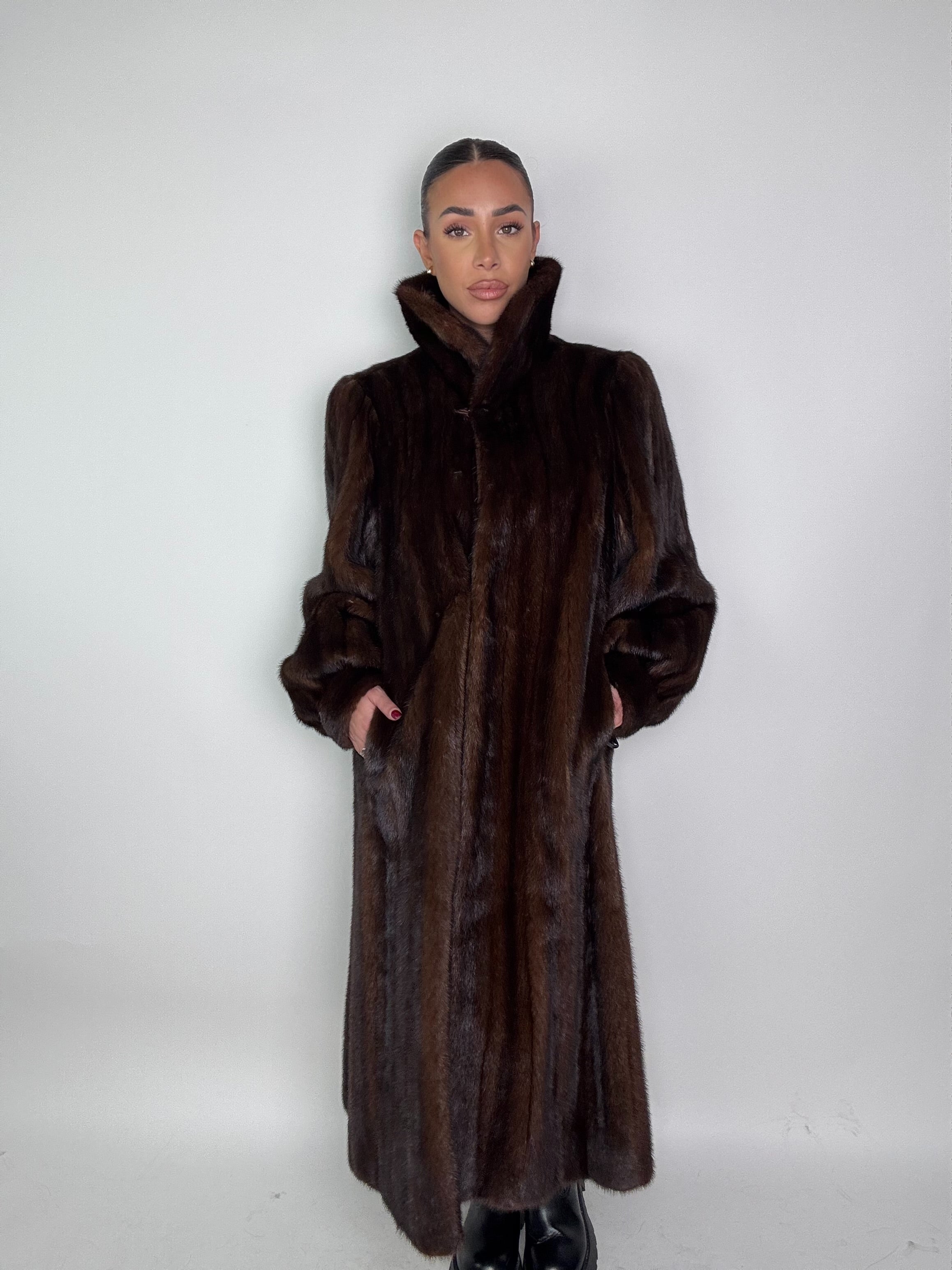 Cappotto in visone N406