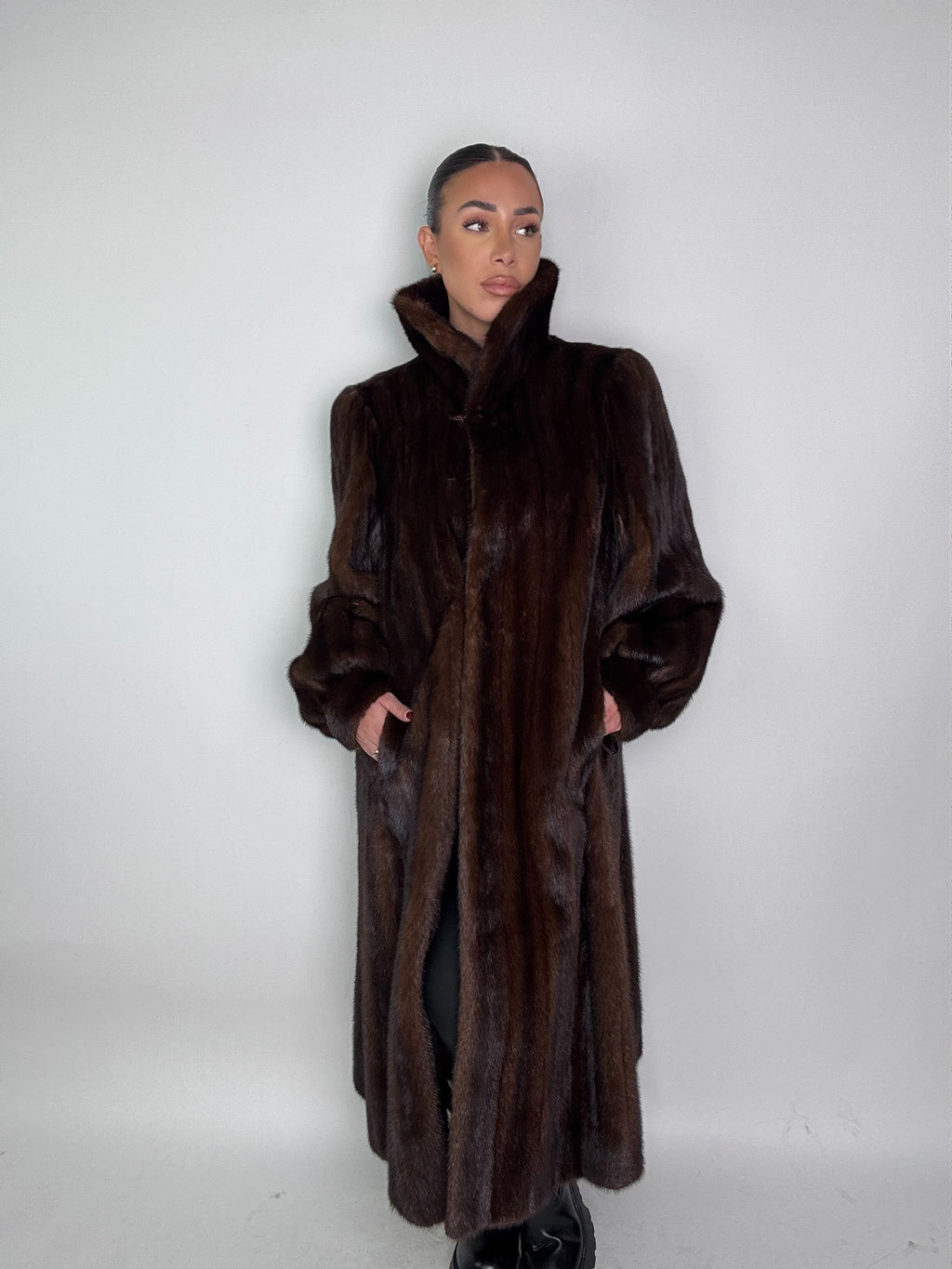 Cappotto in visone N406