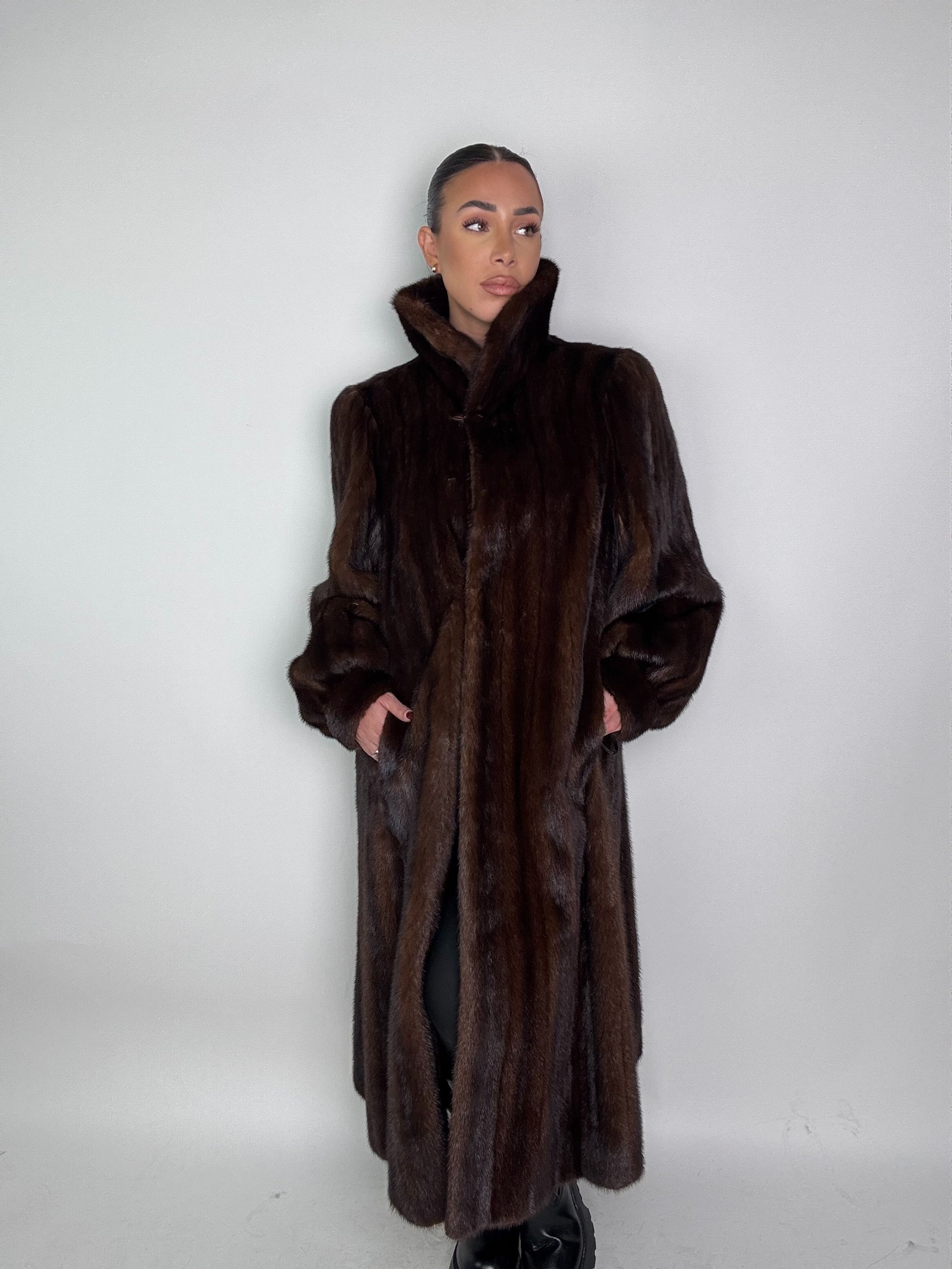 Cappotto in visone N406