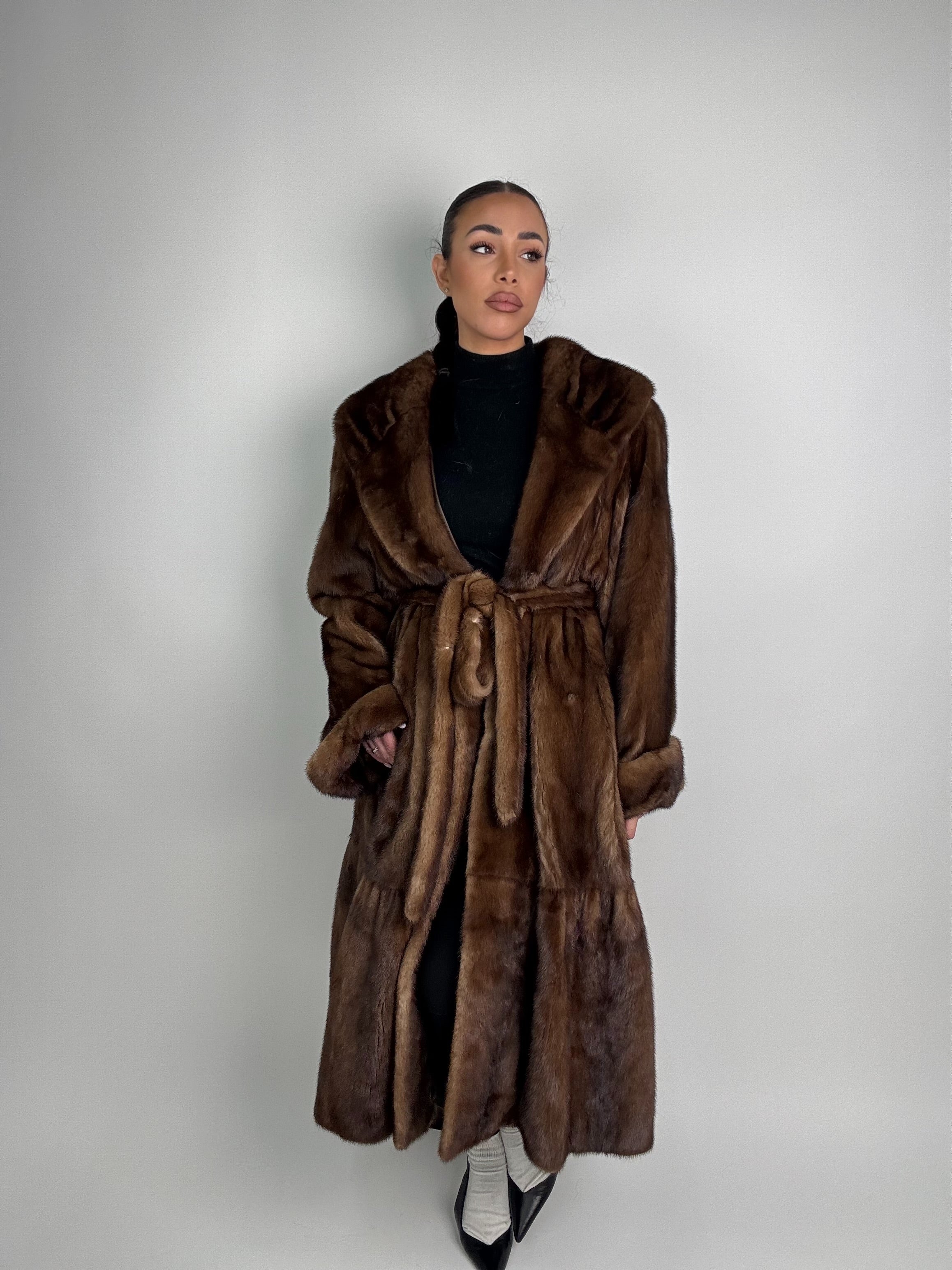Cappotto in visone N469