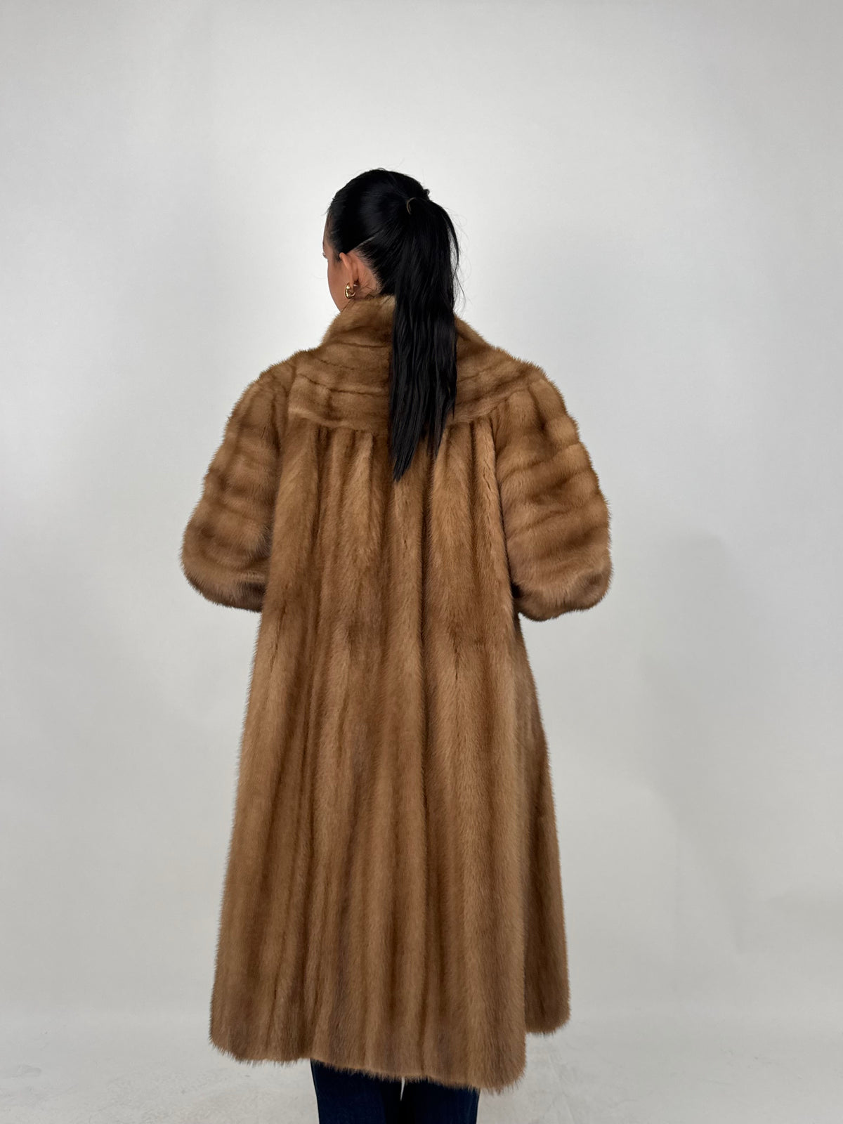 Cappotto in visone N716