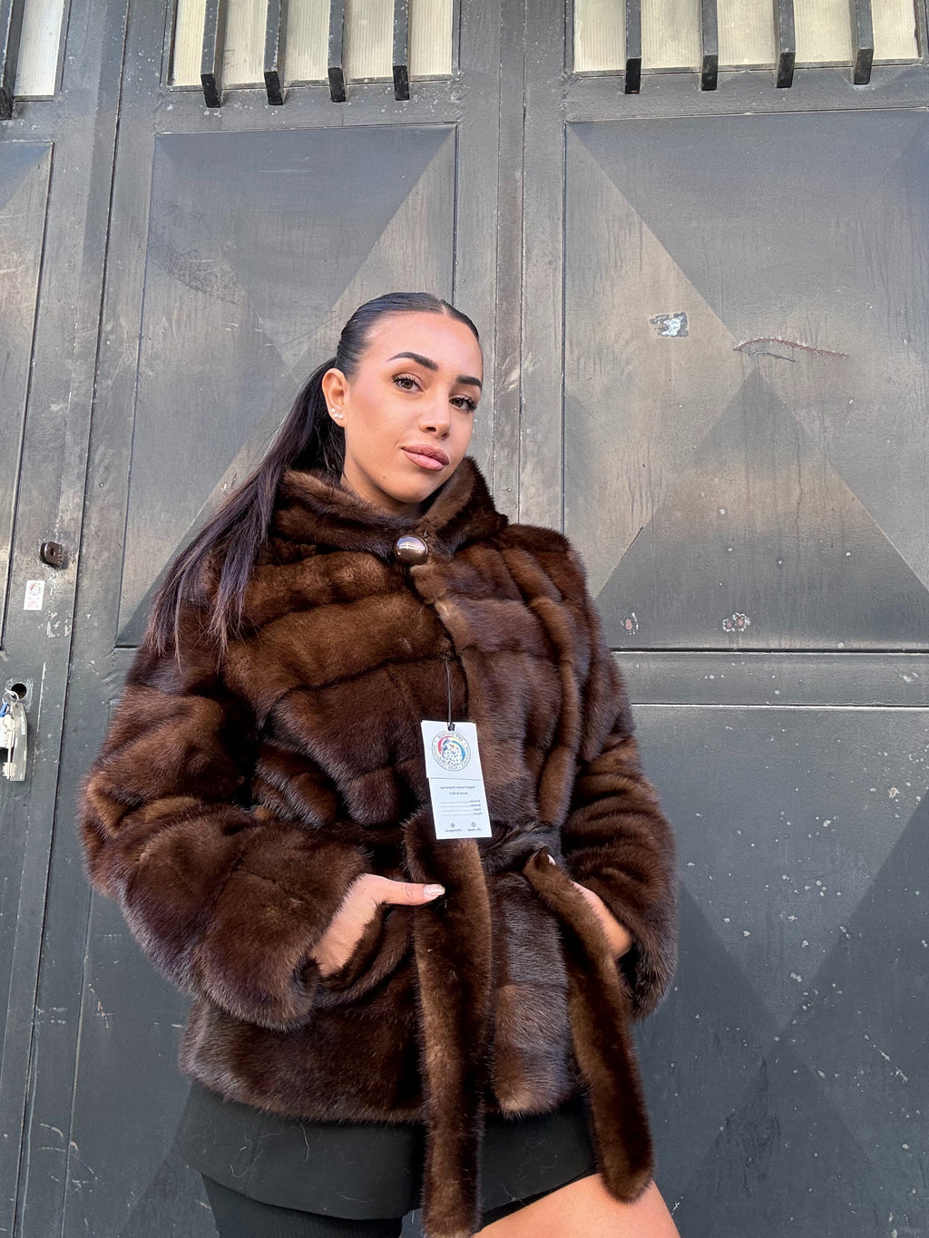 Giacca di visone cintura e cappuccio