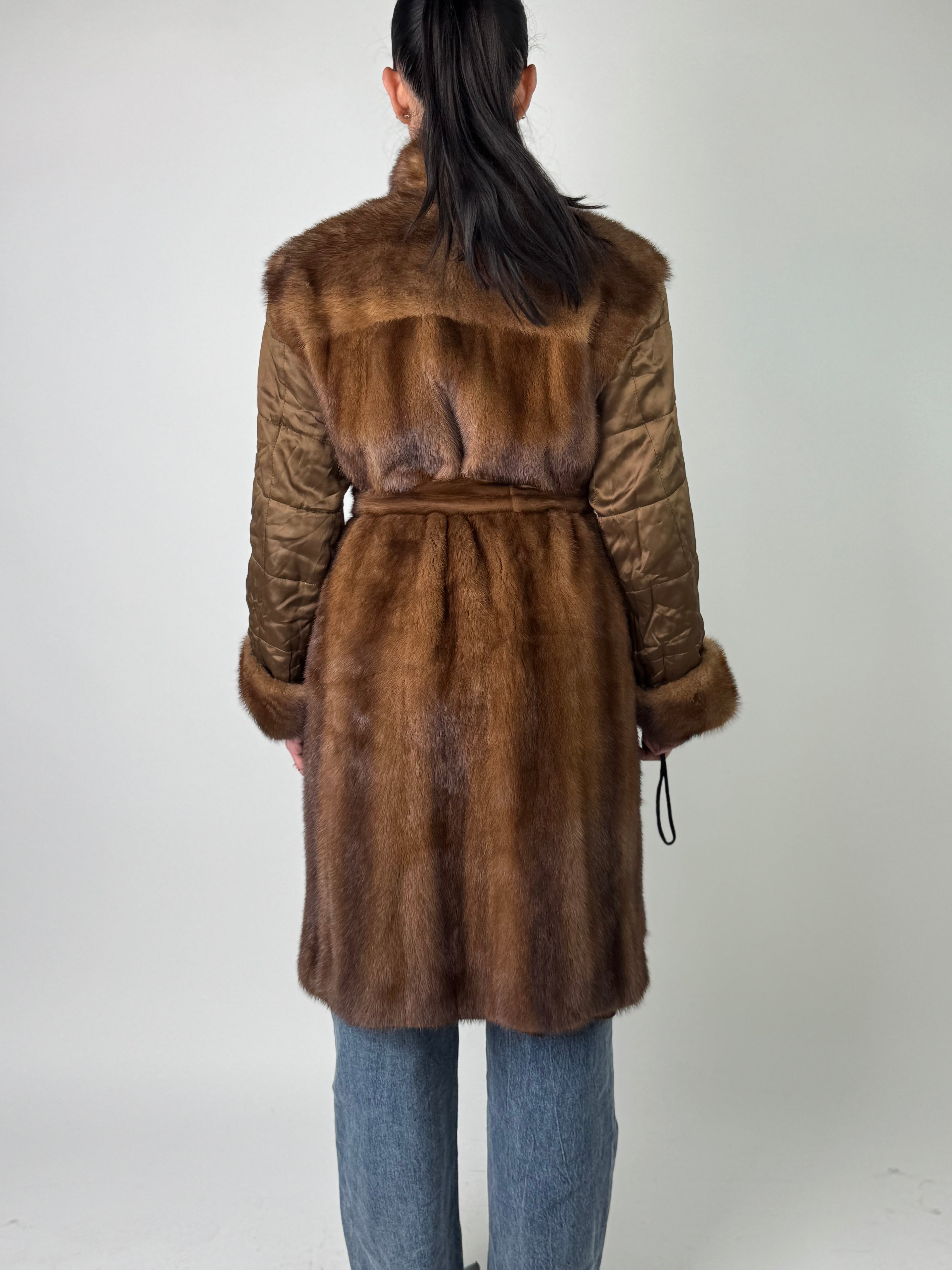 Cappotto in visone N570