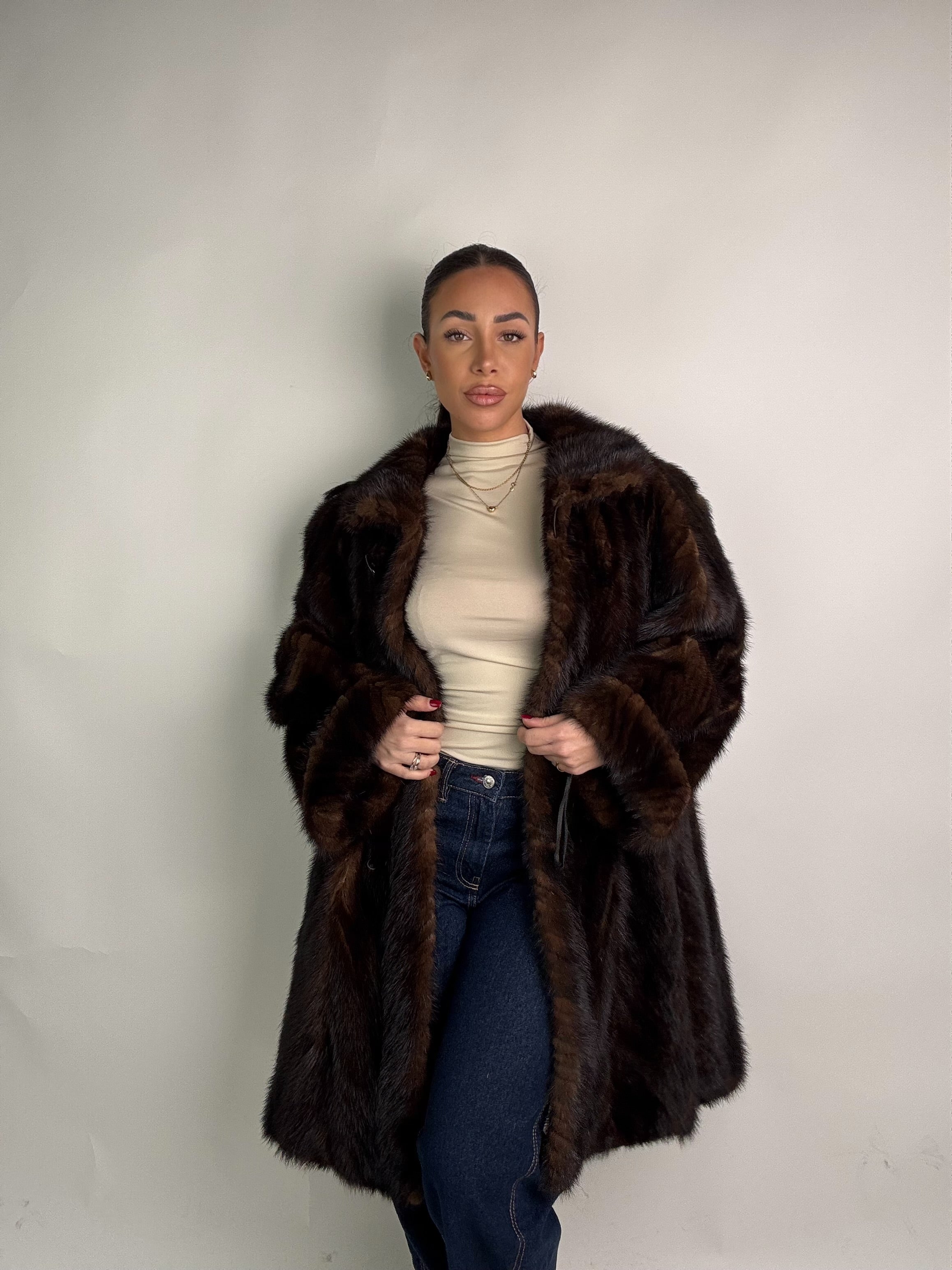 Cappotto in visone N408