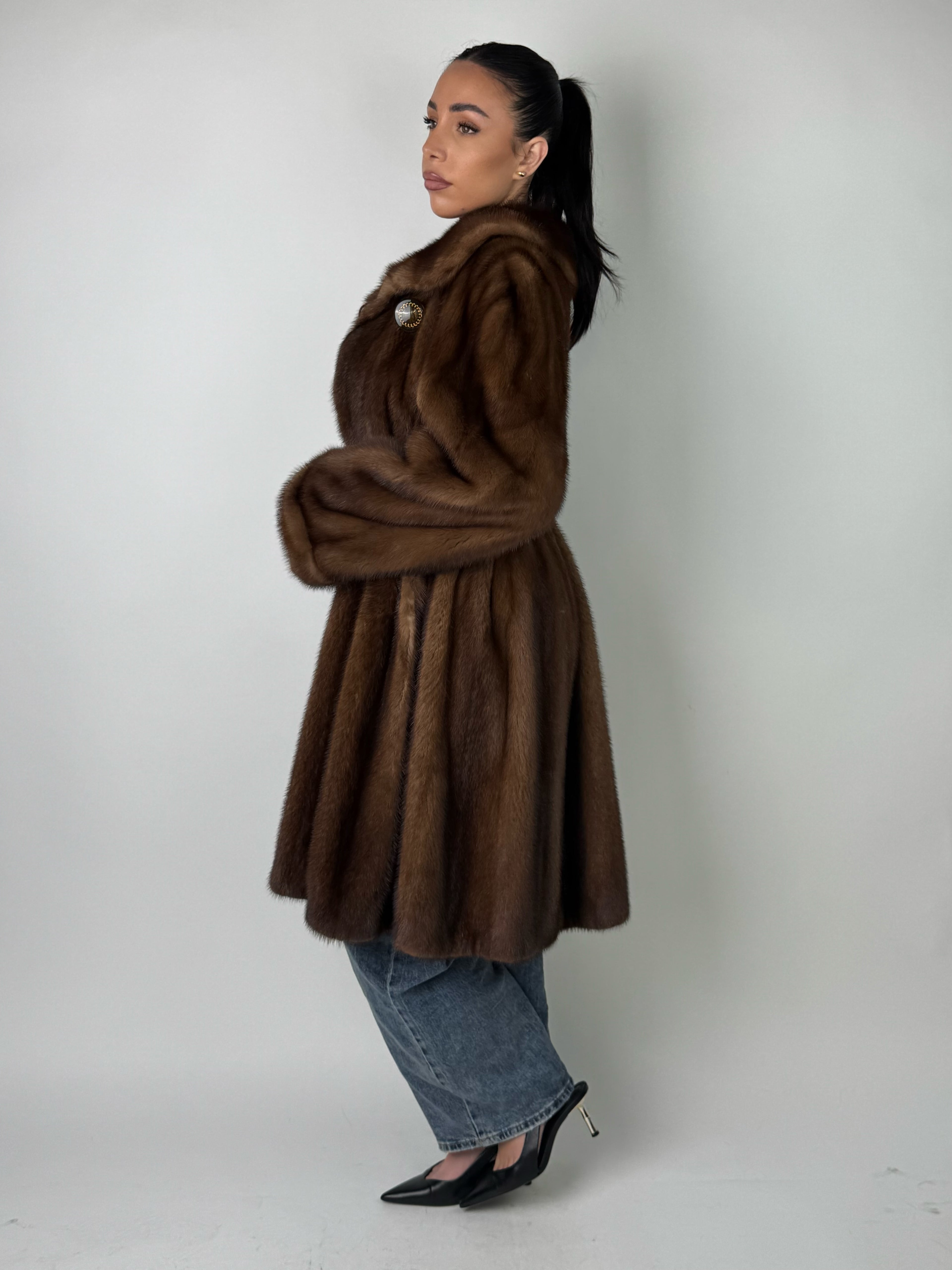 Cappotto in visone N569