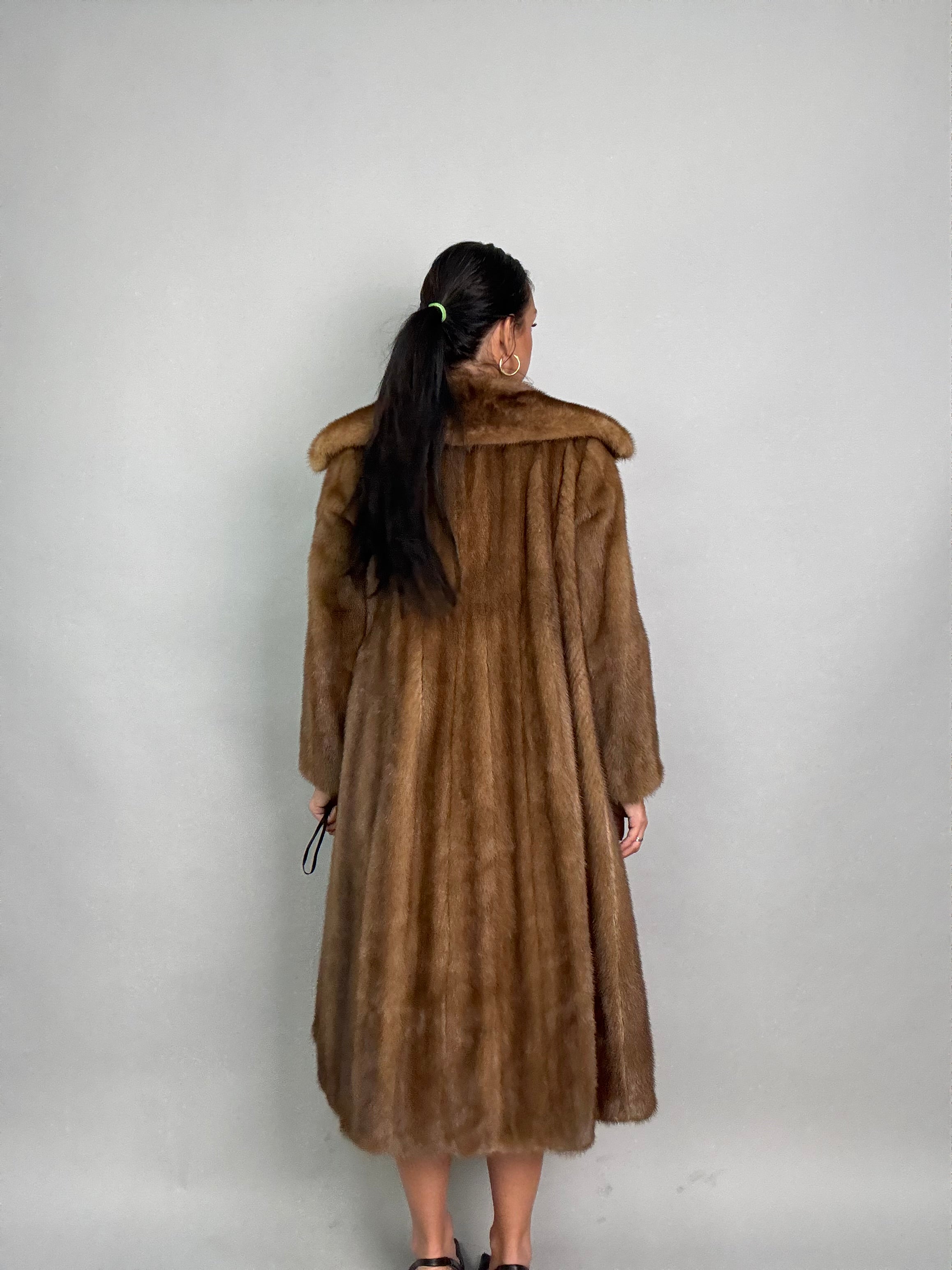 Cappotto in visone N349