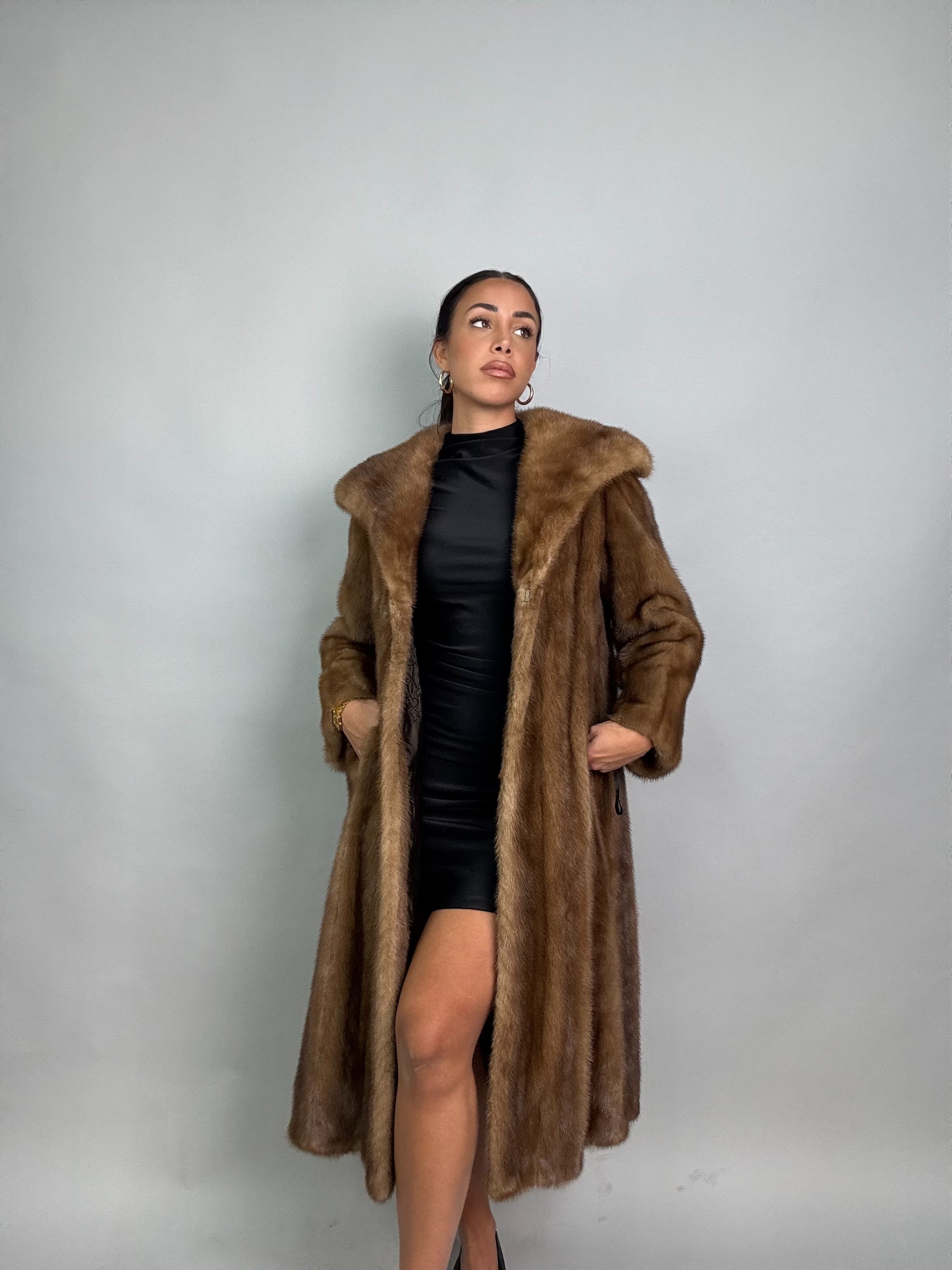 Cappotto in visone N349