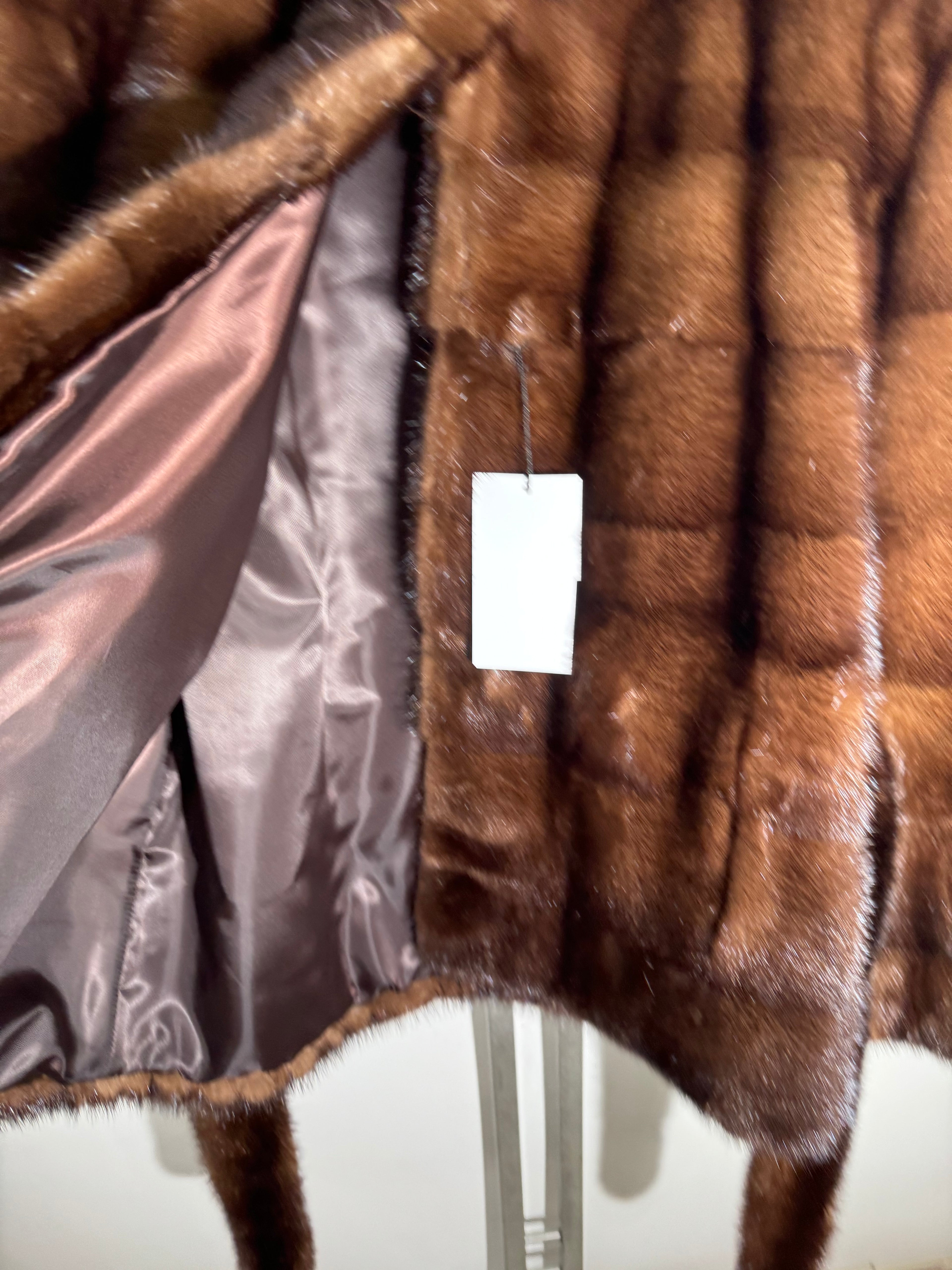 Giacca di visone cintura e cappuccio