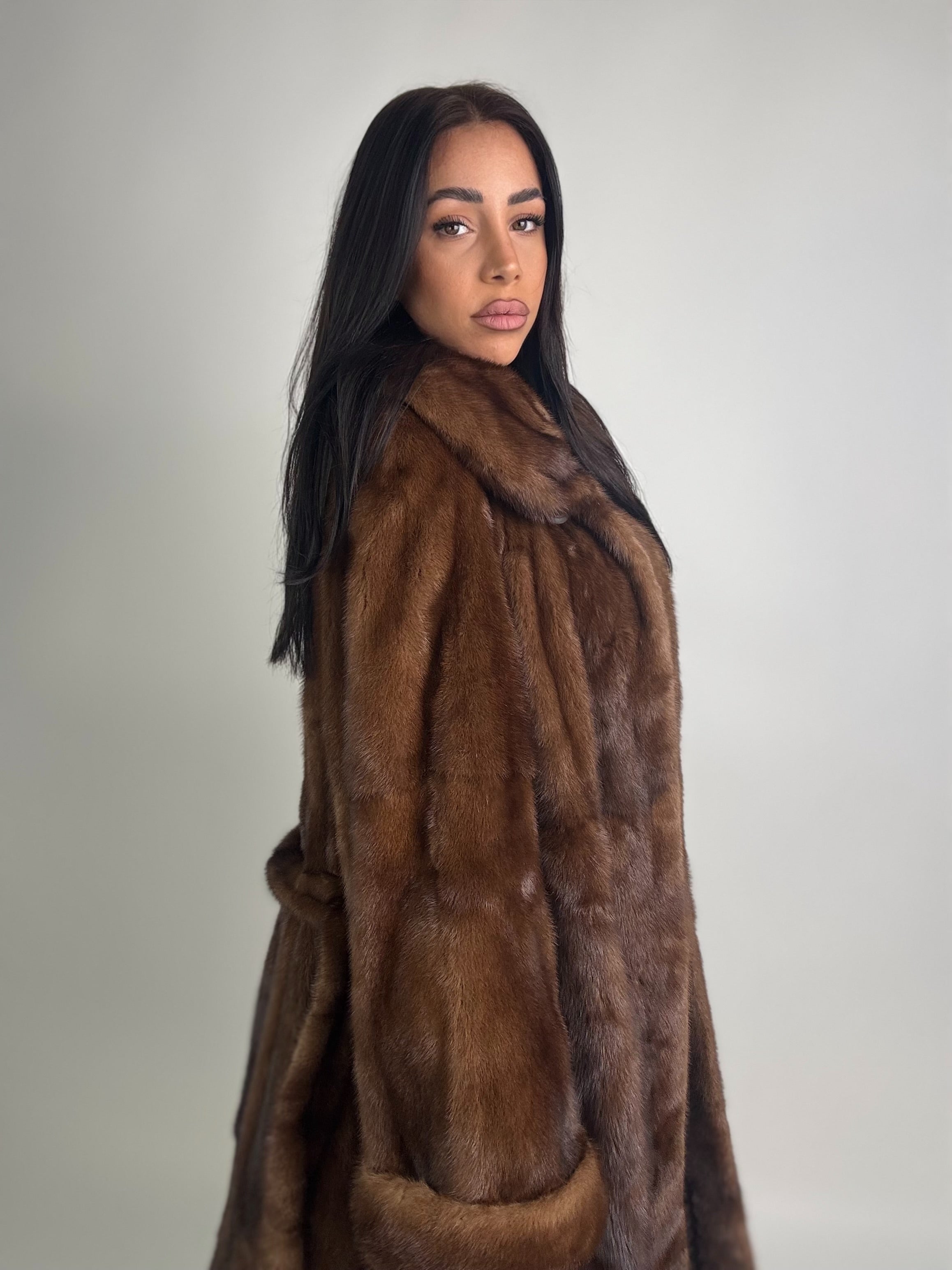 Cappotto in visone N472